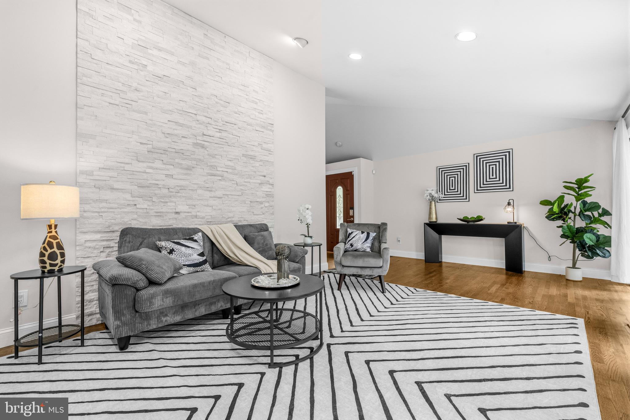 TIMBERWOOD OF POTOMAC - Residential
