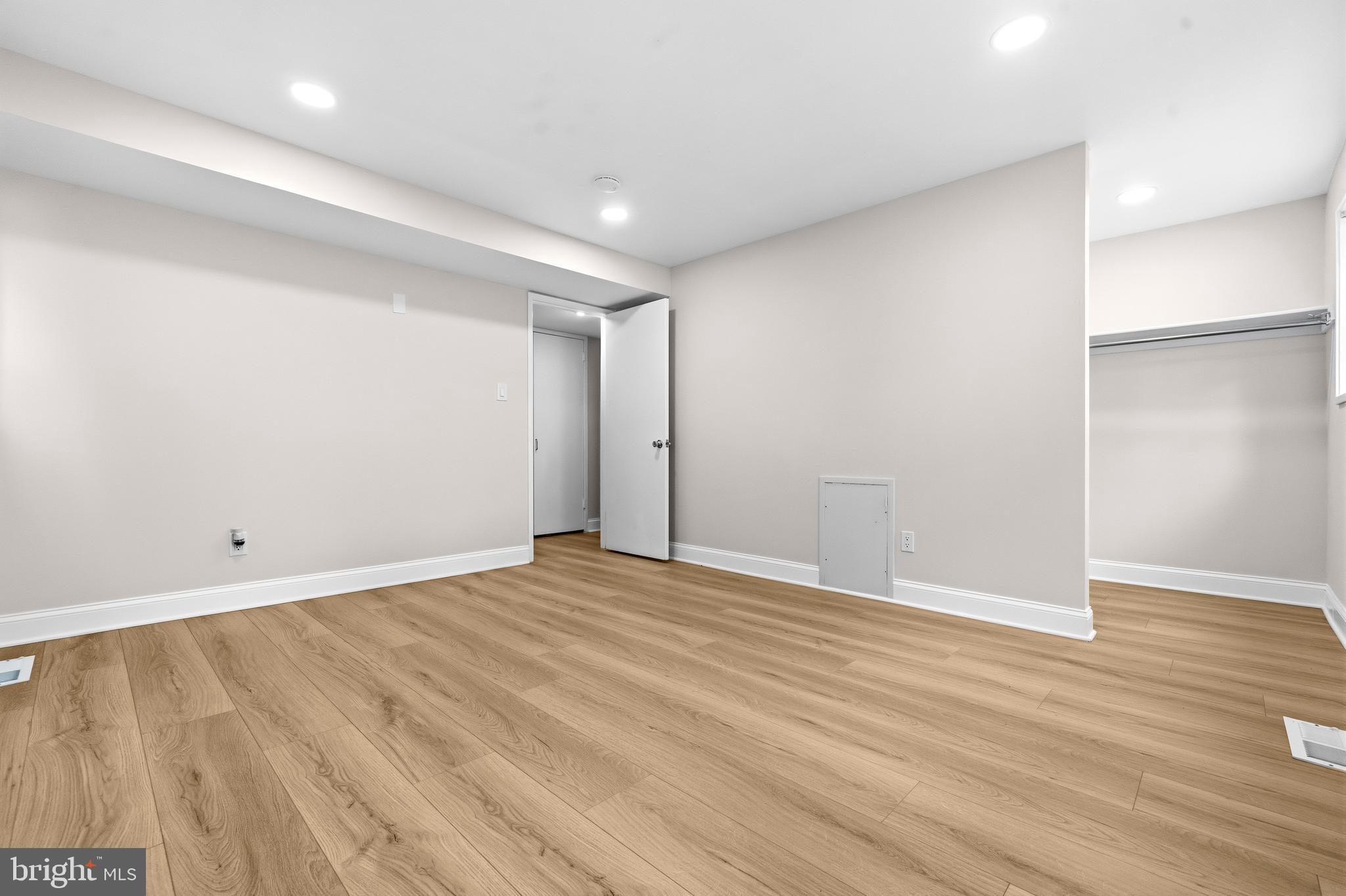 TIMBERWOOD OF POTOMAC - Residential