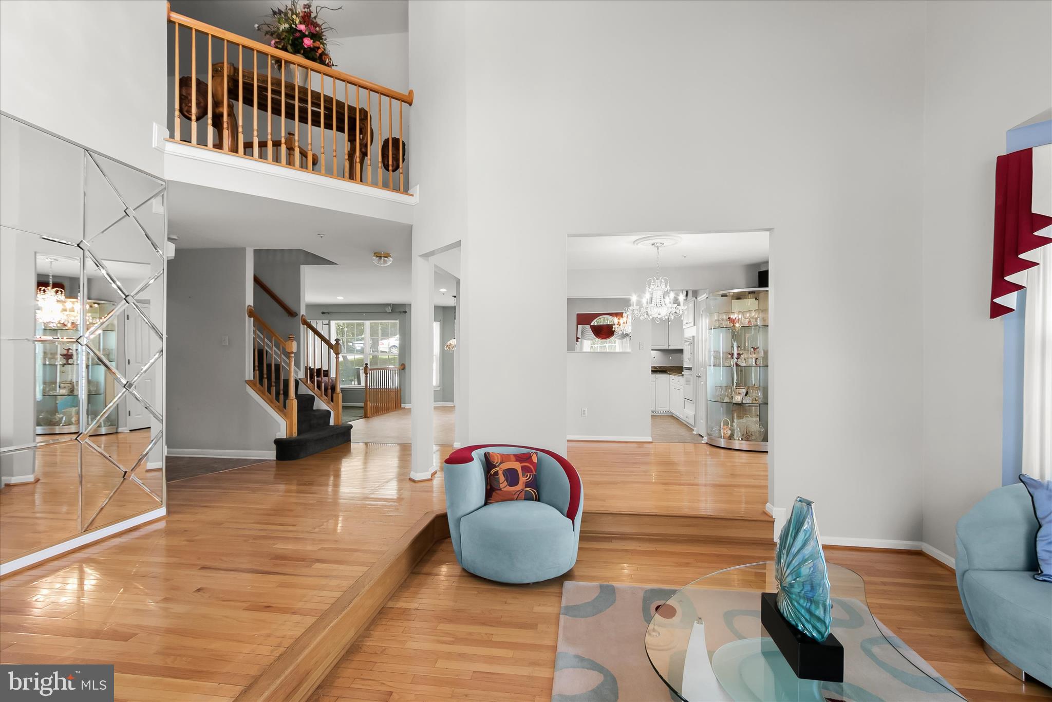 NORTHRIDGE - Residential