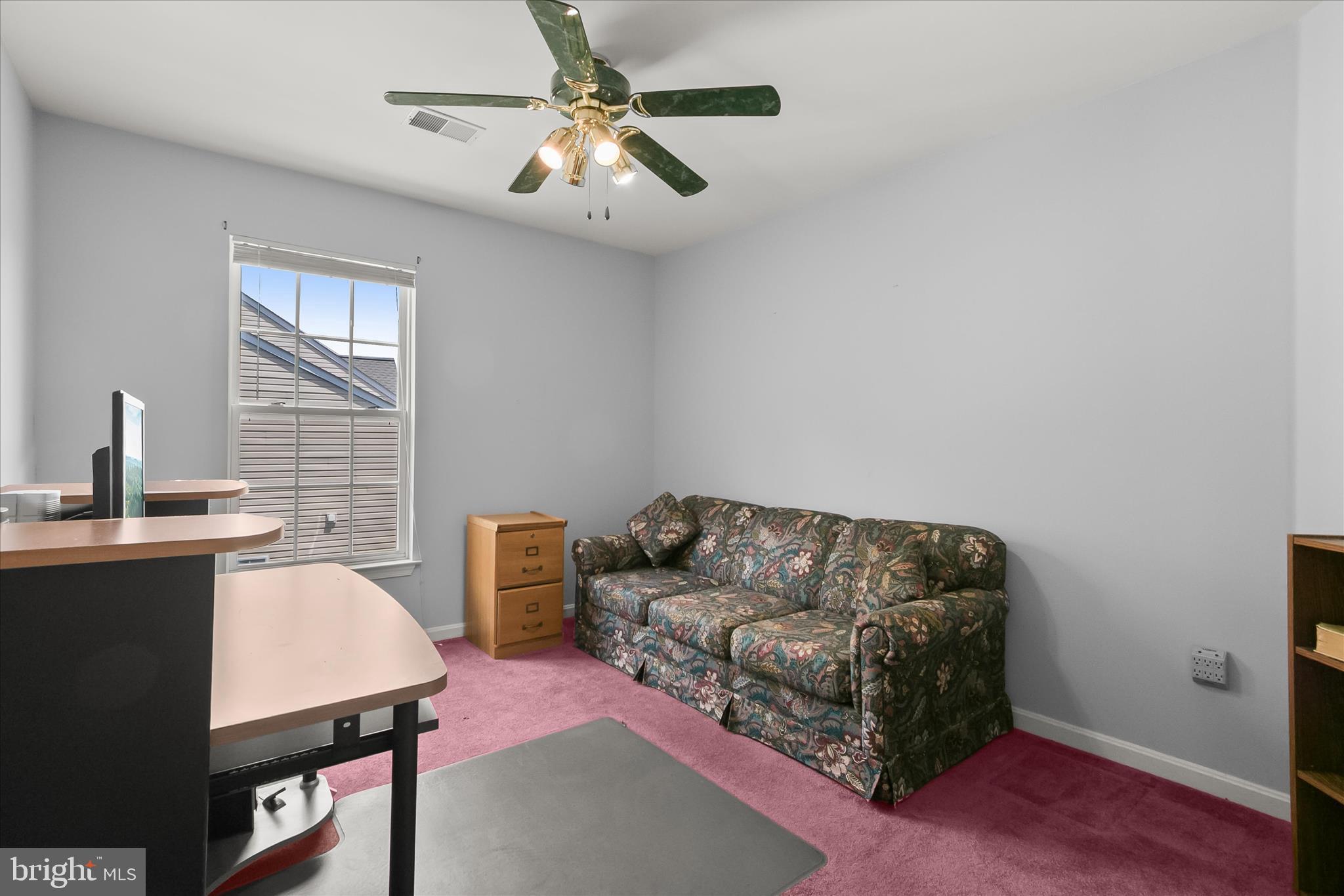 NORTHRIDGE - Residential