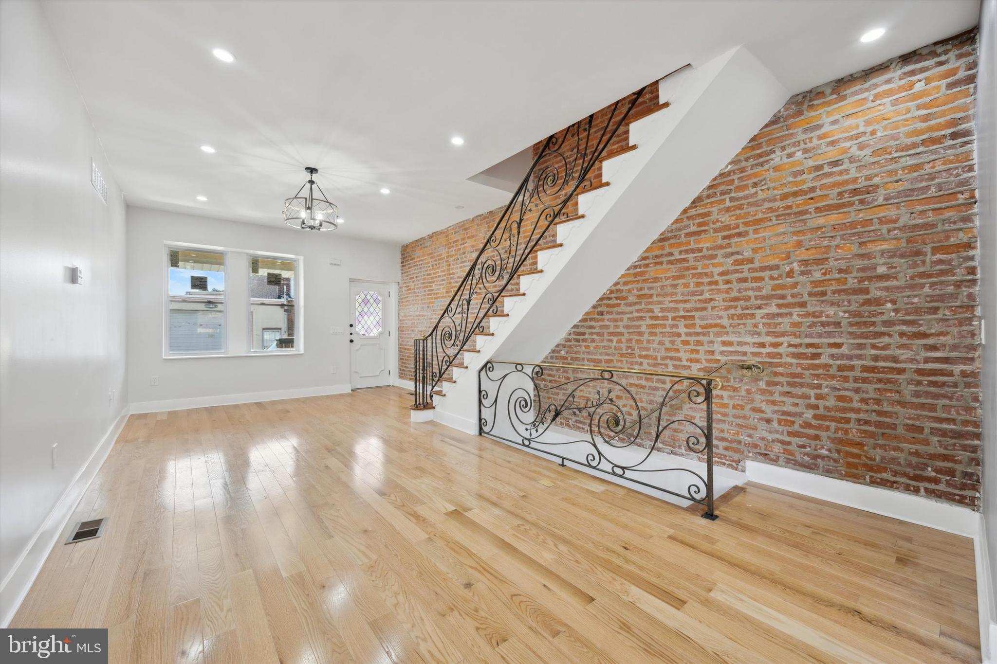 PORT RICHMOND - Residential