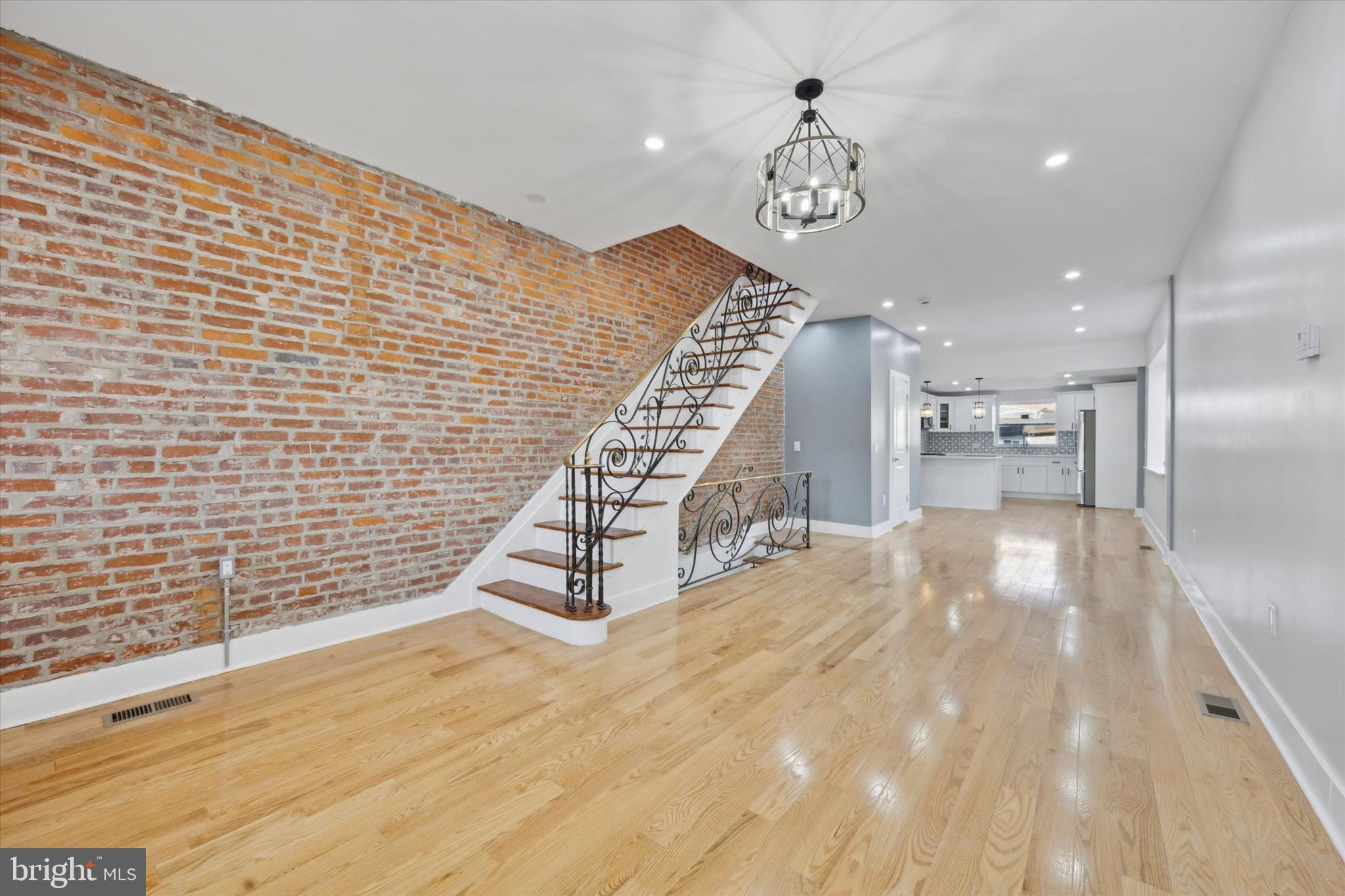 PORT RICHMOND - Residential