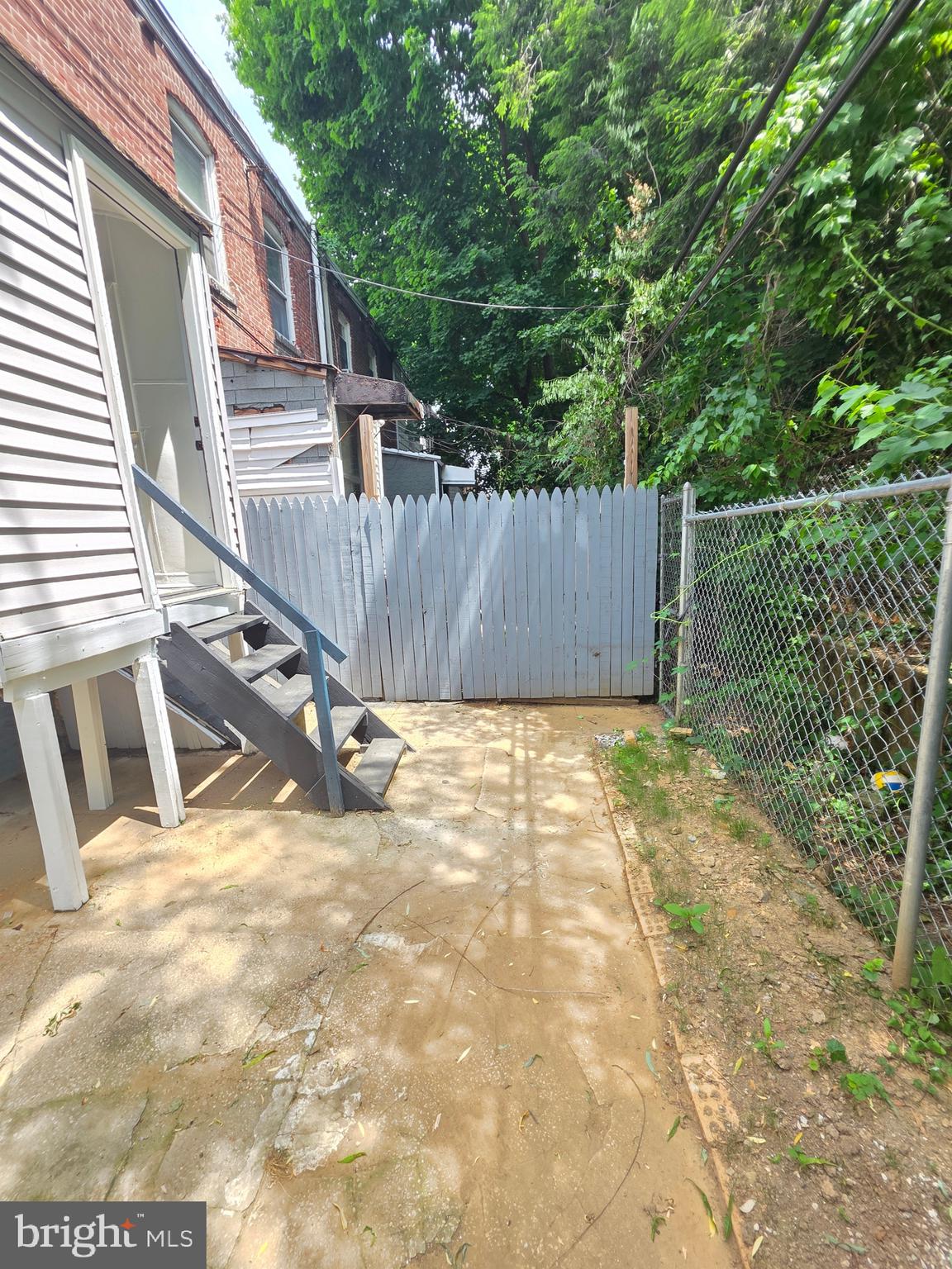 GERMANTOWN (EAST) - Residential