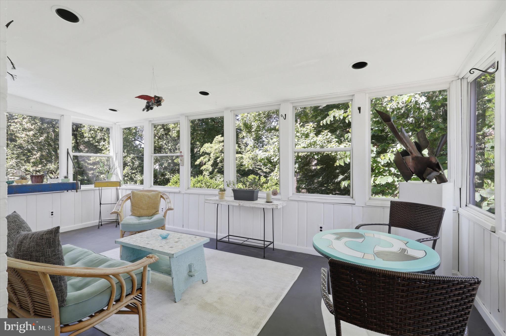 PAGE HILL - Residential