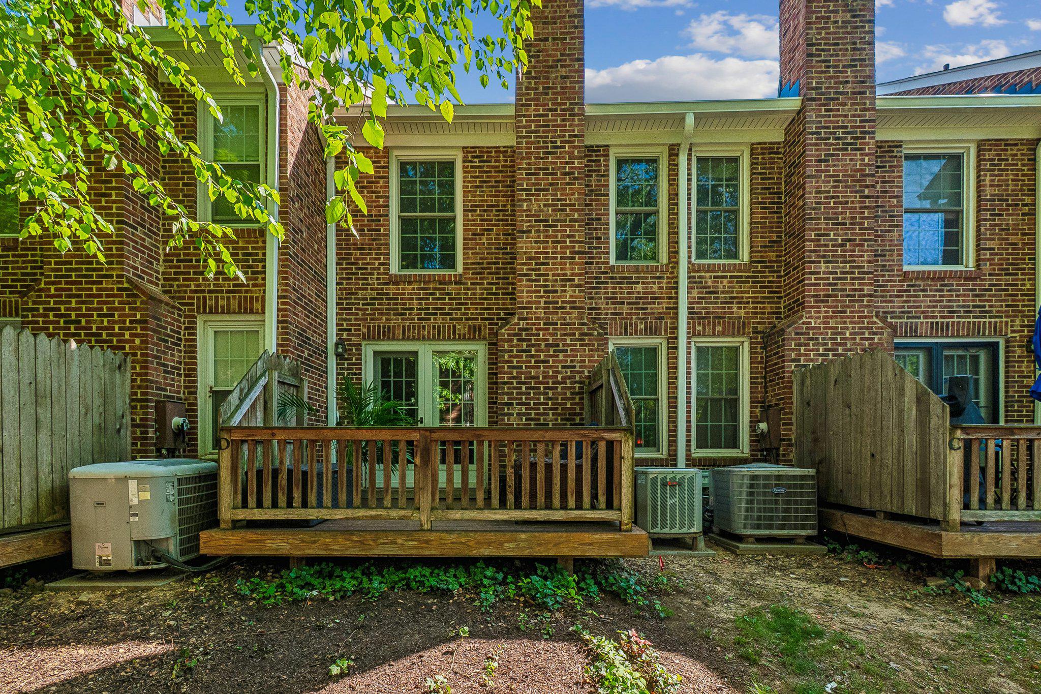 WINDGATE II - Residential