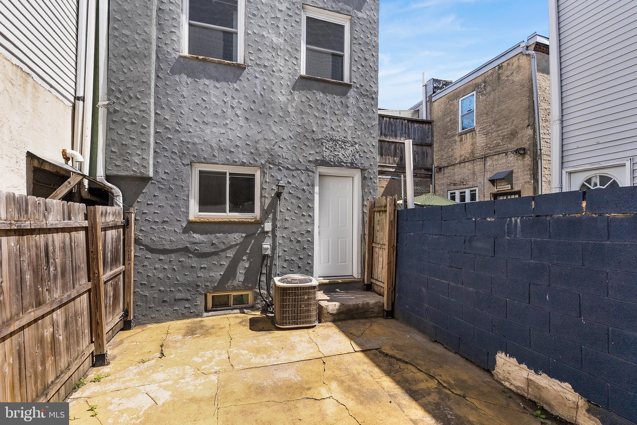 EAST PASSYUNK CROSSING - Residential