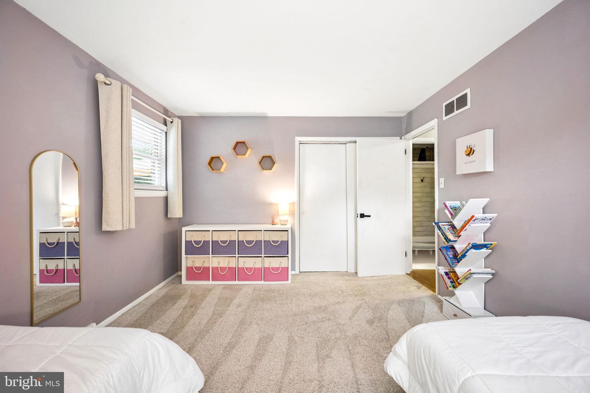 CHELSEA BEACH - Residential
