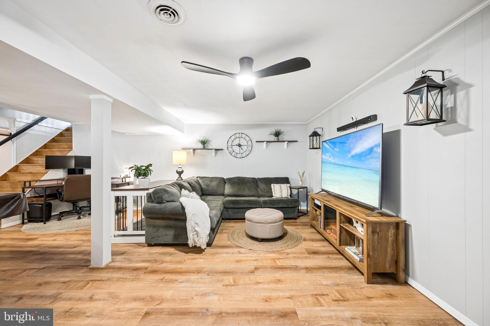 CHELSEA BEACH - Residential
