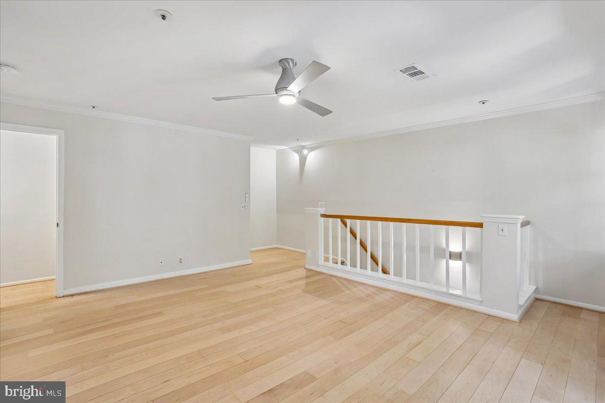 THE GABLES ON TUCKERMAN - Residential