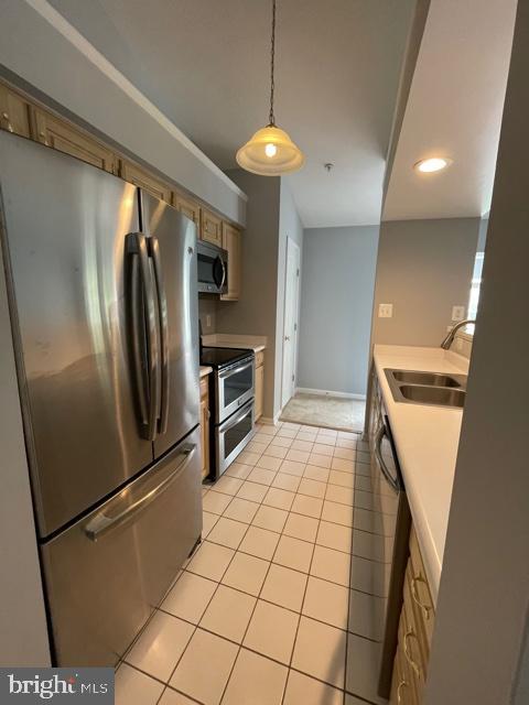 GREENSPRING EAST - Residential Lease