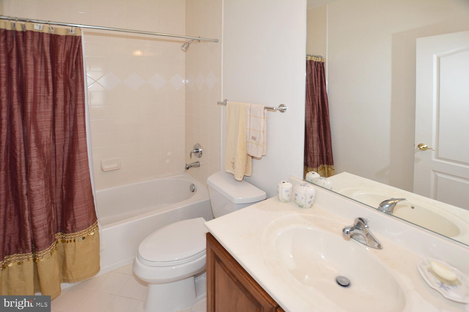 RUGBY ROAD - Residential Lease