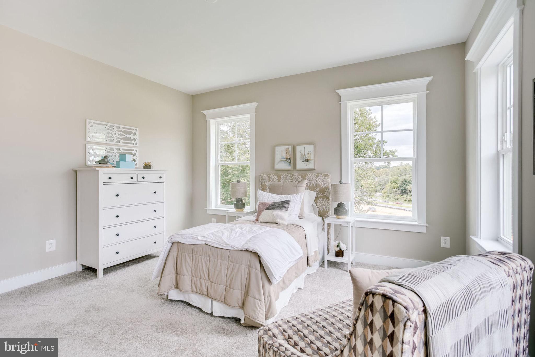 BRADDOCK ROAD - Residential