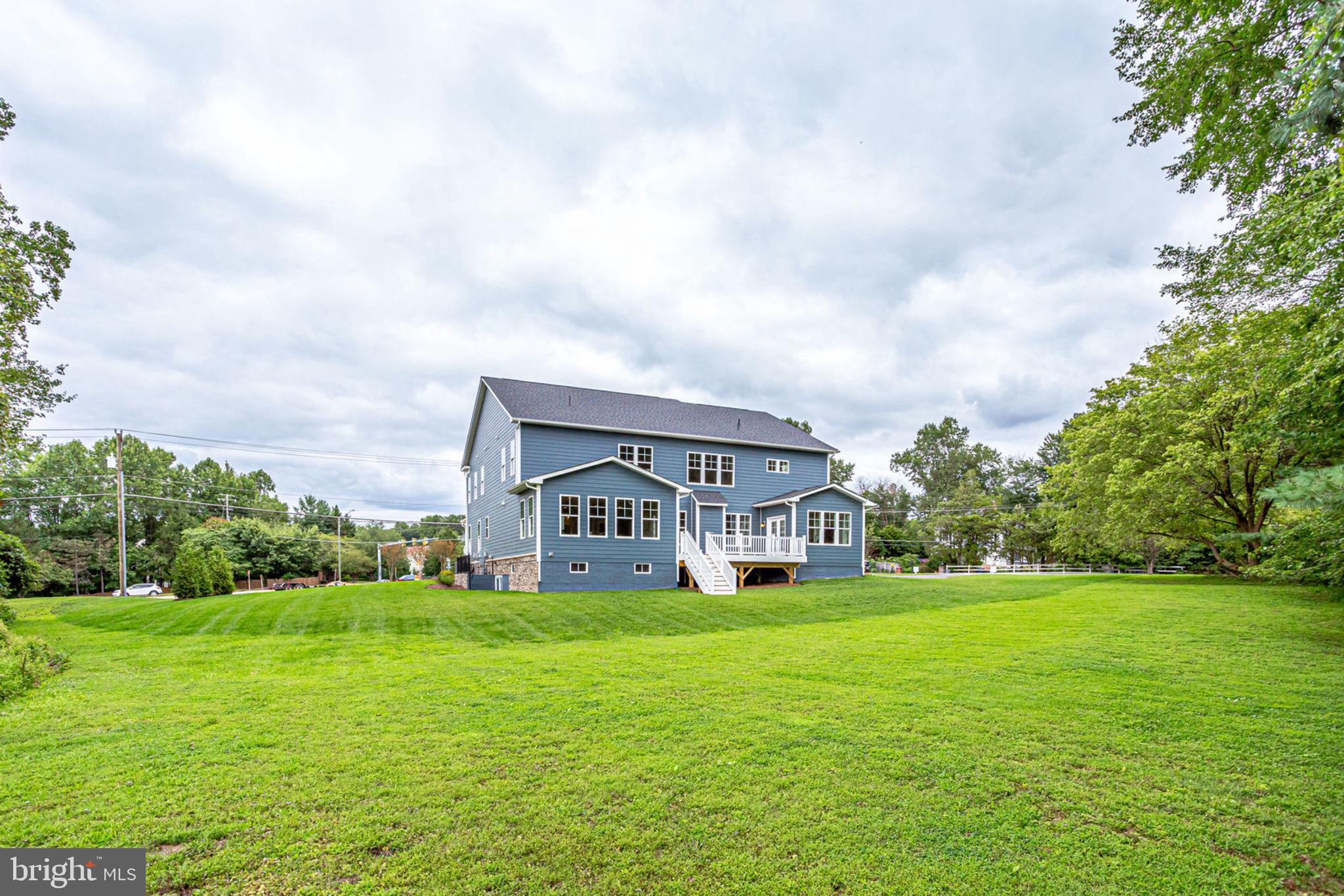 BRADDOCK ROAD - Residential