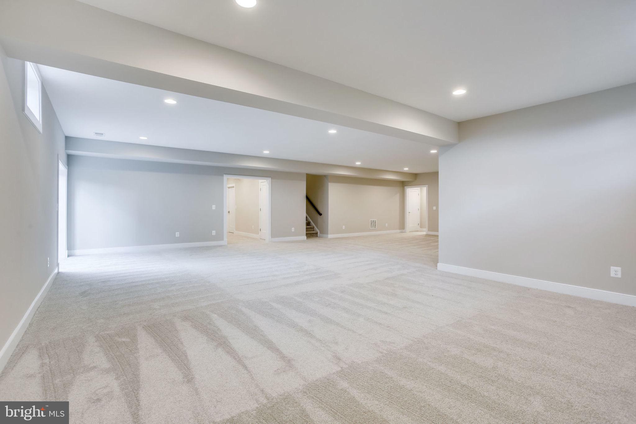 BRADDOCK ROAD - Residential