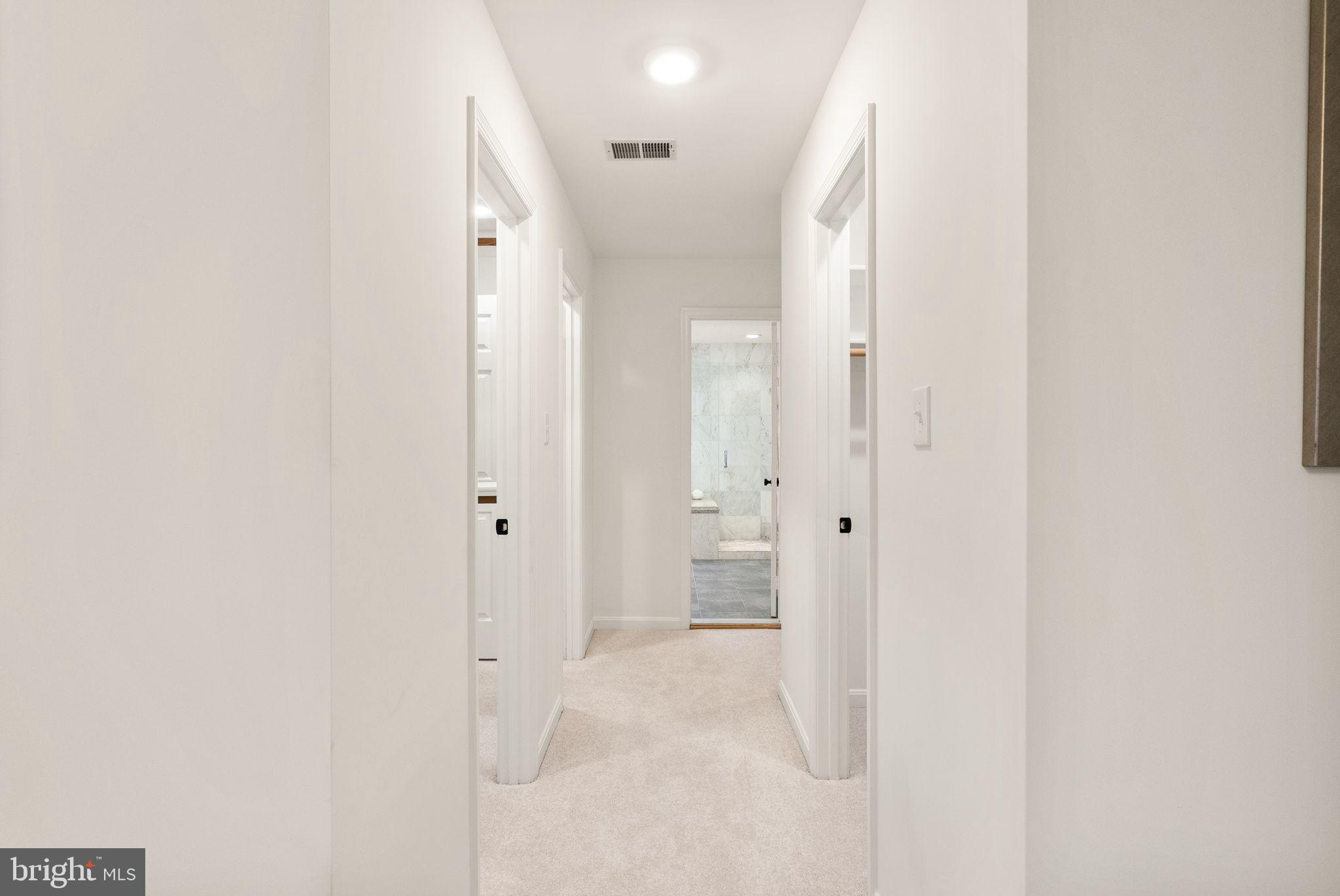 COUNTRY CLUB ESTATES - Residential