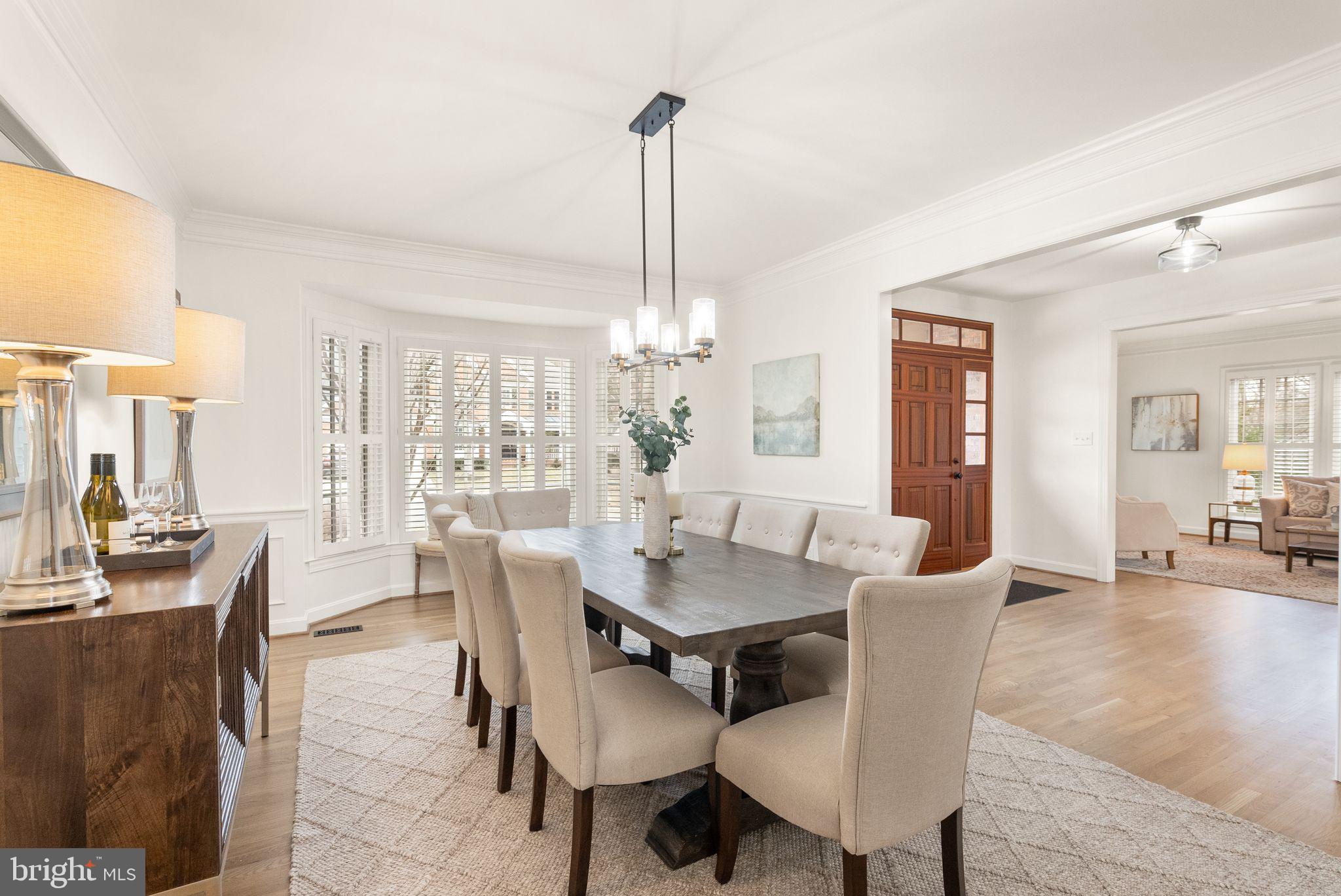 COUNTRY CLUB ESTATES - Residential