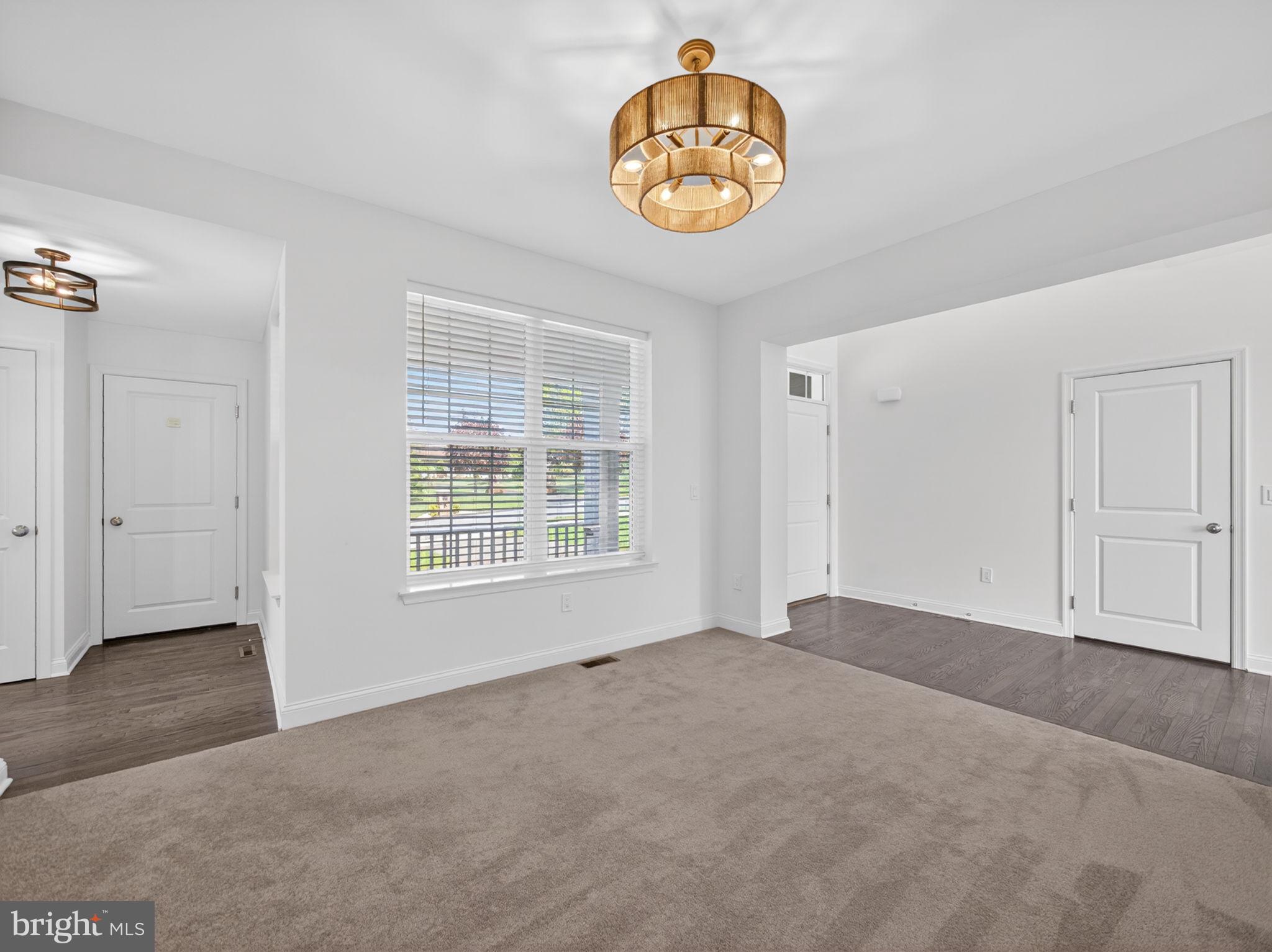 RIVERVIEW ESTATES - Residential