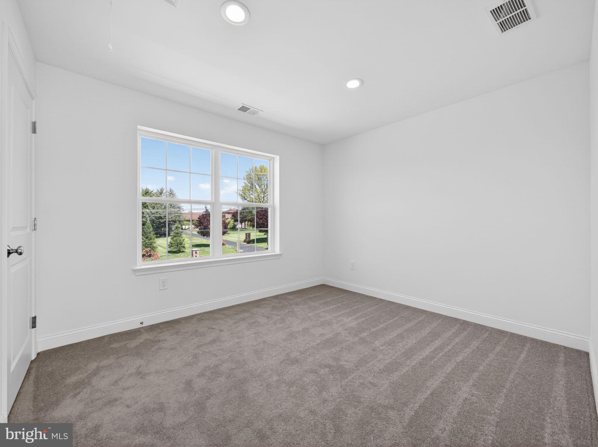 RIVERVIEW ESTATES - Residential