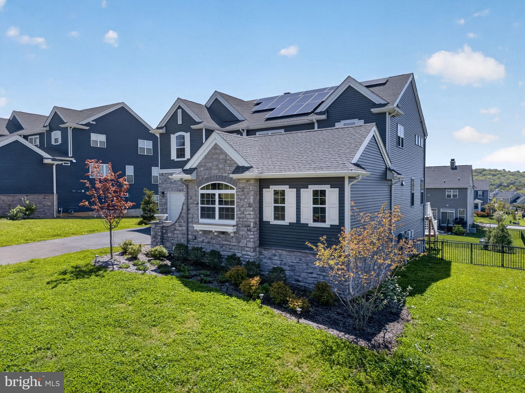 RIVERVIEW ESTATES - Residential