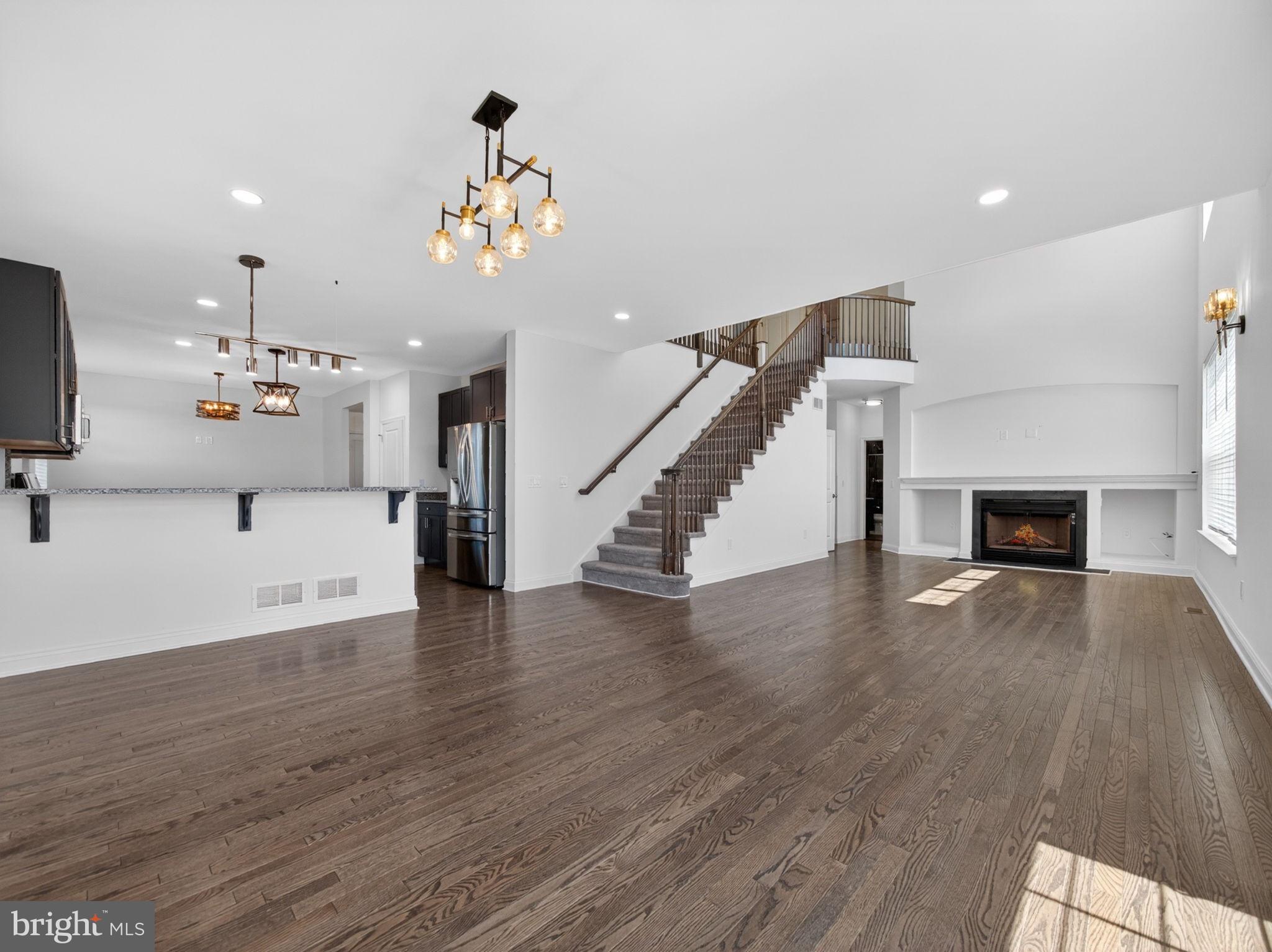 RIVERVIEW ESTATES - Residential
