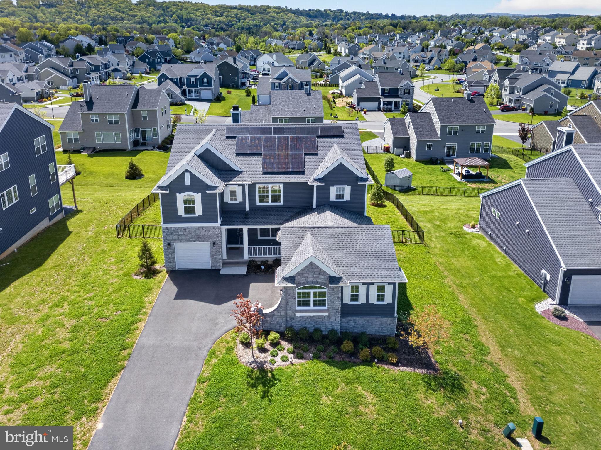 RIVERVIEW ESTATES - Residential