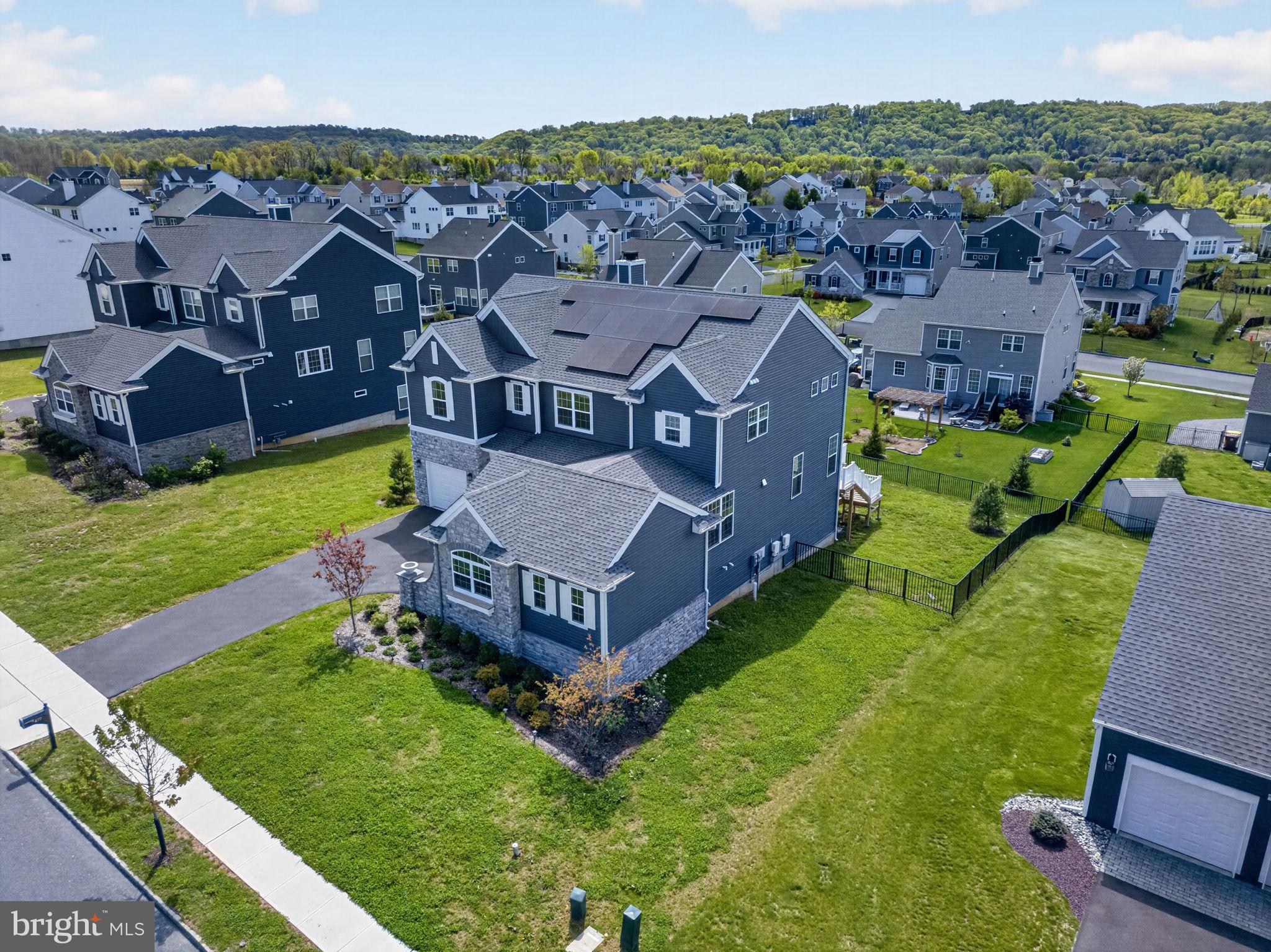 RIVERVIEW ESTATES - Residential