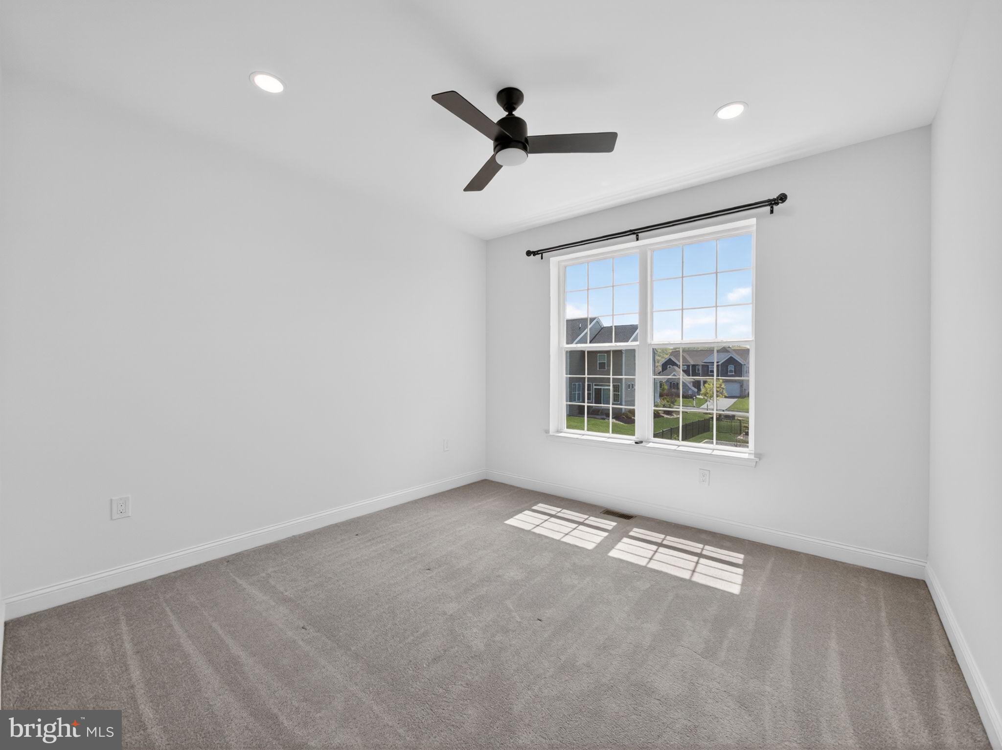 RIVERVIEW ESTATES - Residential