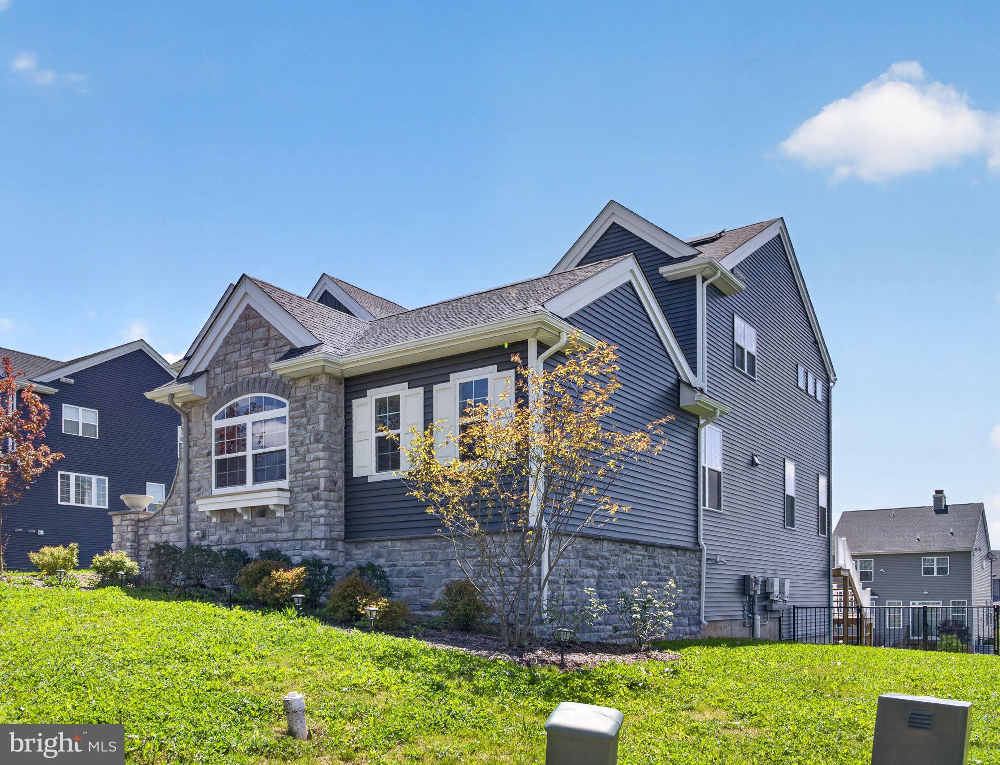 RIVERVIEW ESTATES - Residential