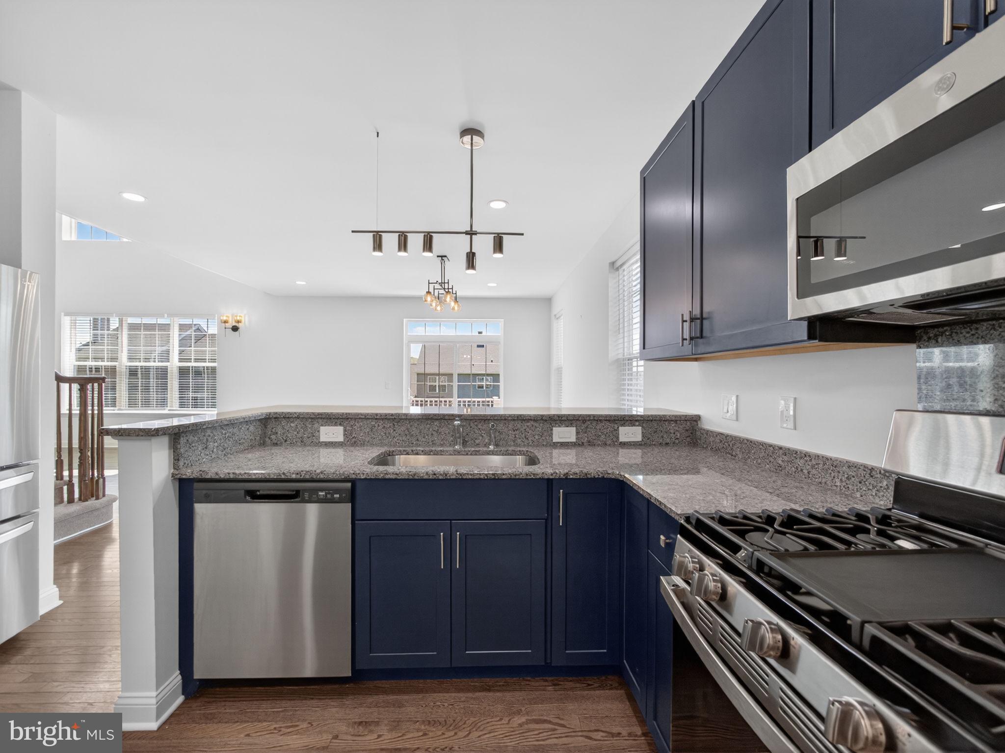 RIVERVIEW ESTATES - Residential