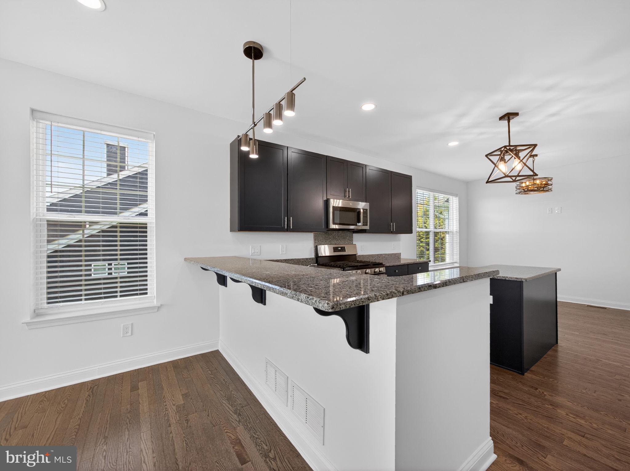 RIVERVIEW ESTATES - Residential