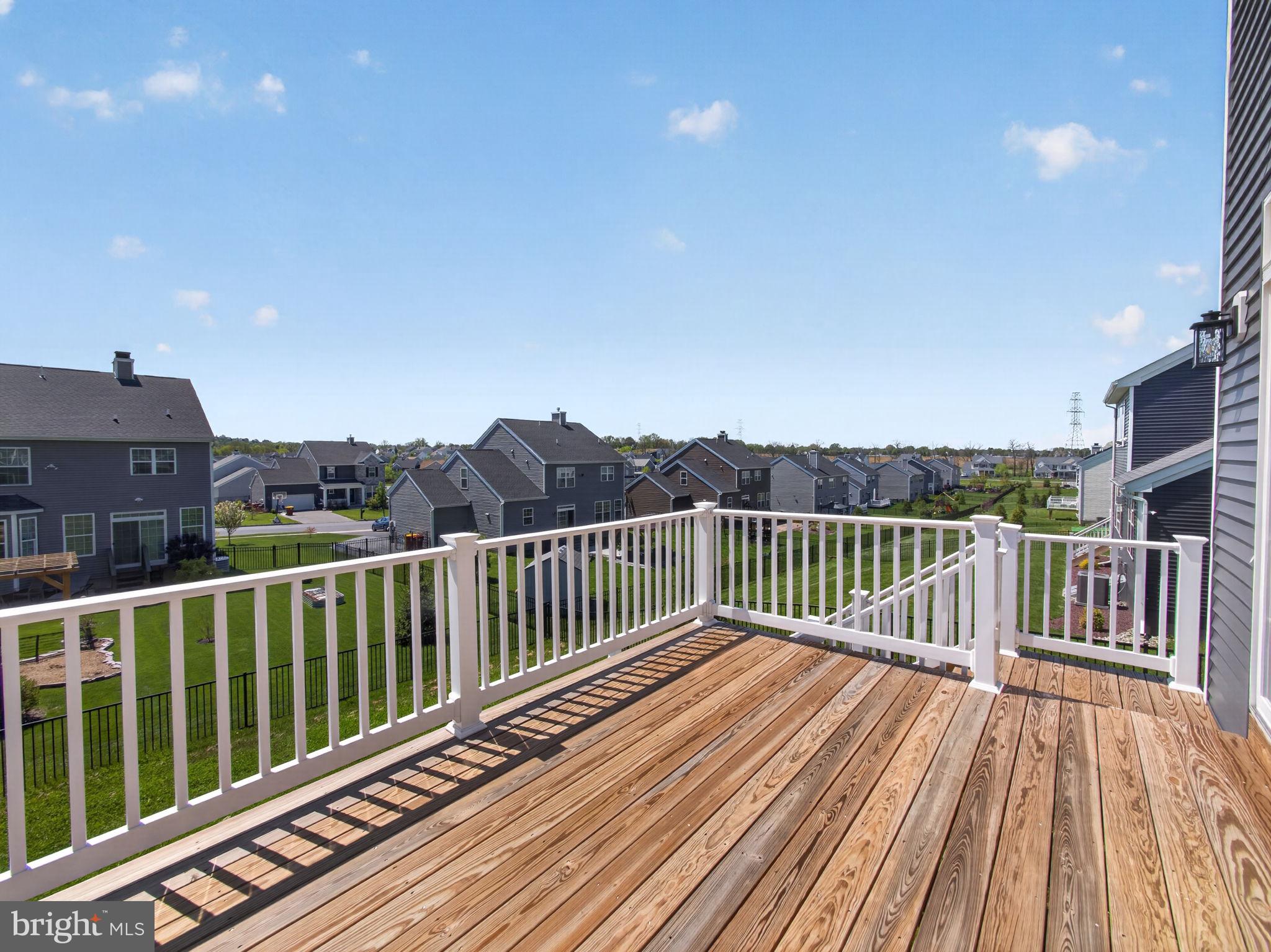 RIVERVIEW ESTATES - Residential