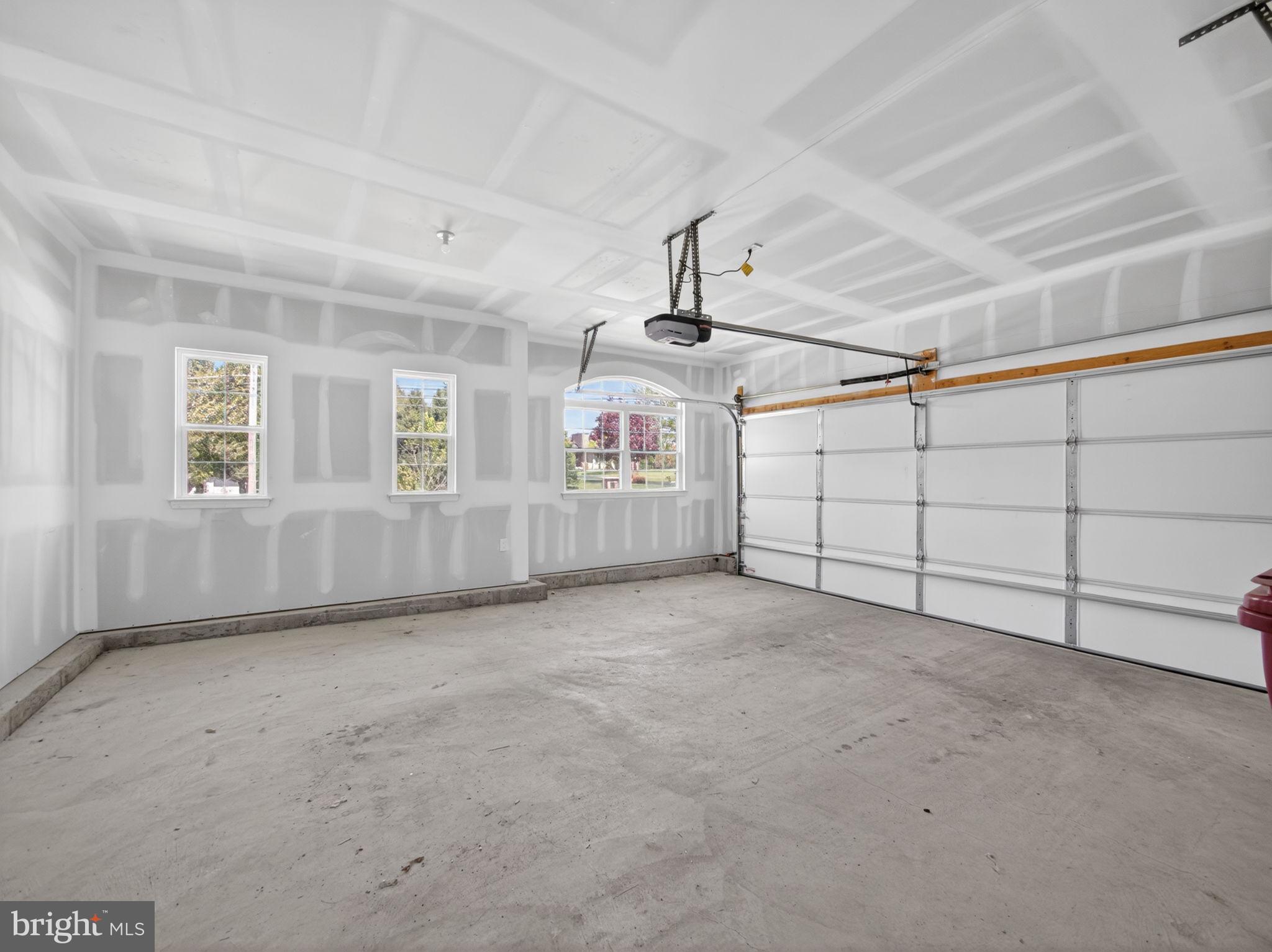 RIVERVIEW ESTATES - Residential