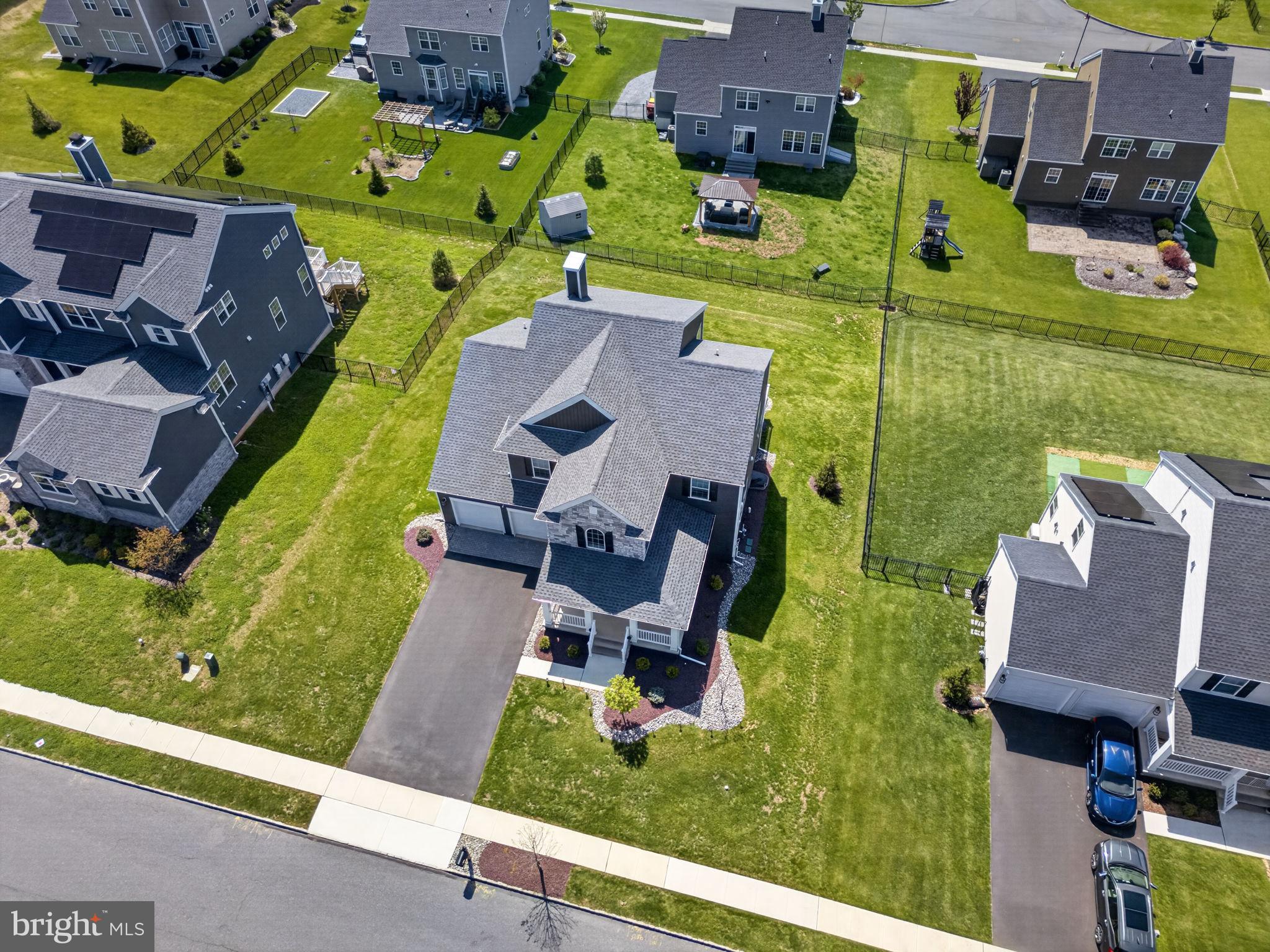 RIVERVIEW ESTATES - Residential