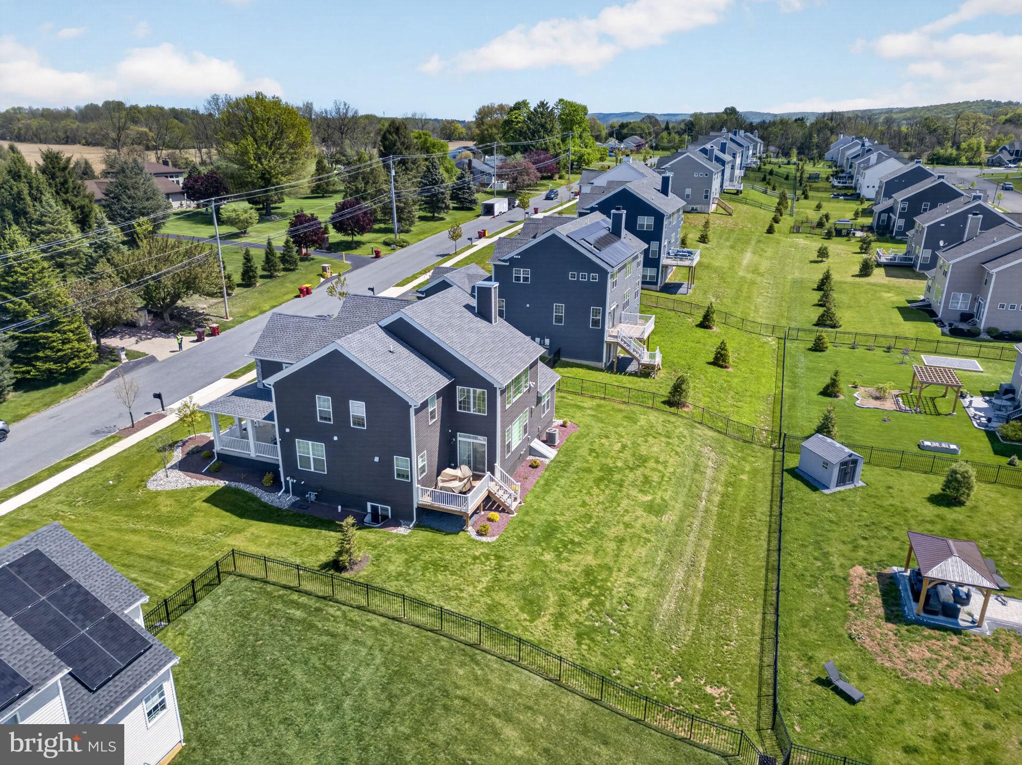 RIVERVIEW ESTATES - Residential