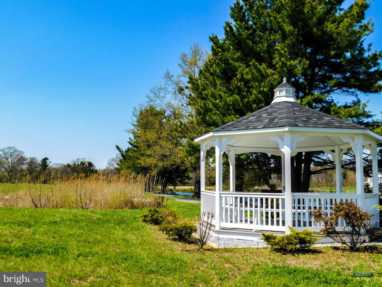 NOBLES POND - Residential