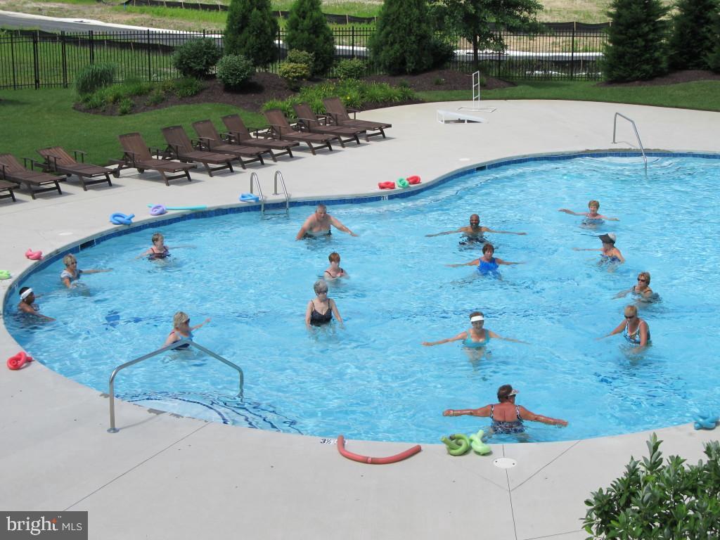 NOBLES POND - Residential