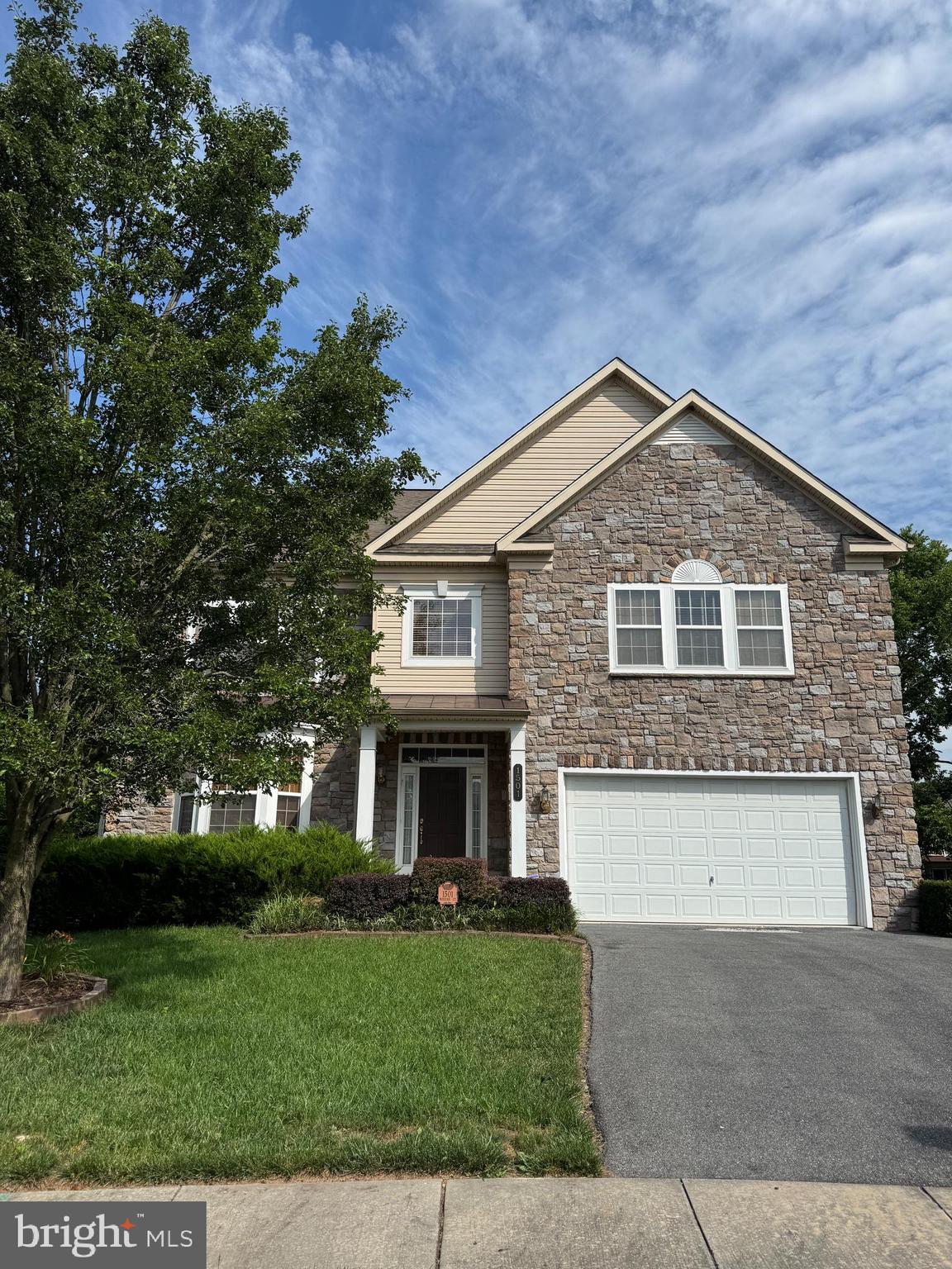 RIVER CREST - Residential
