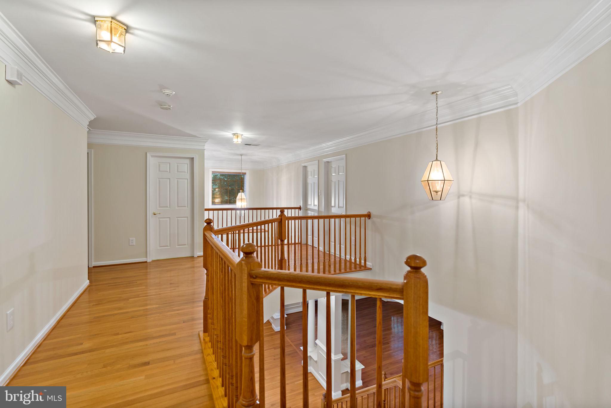 RIVER CREST - Residential