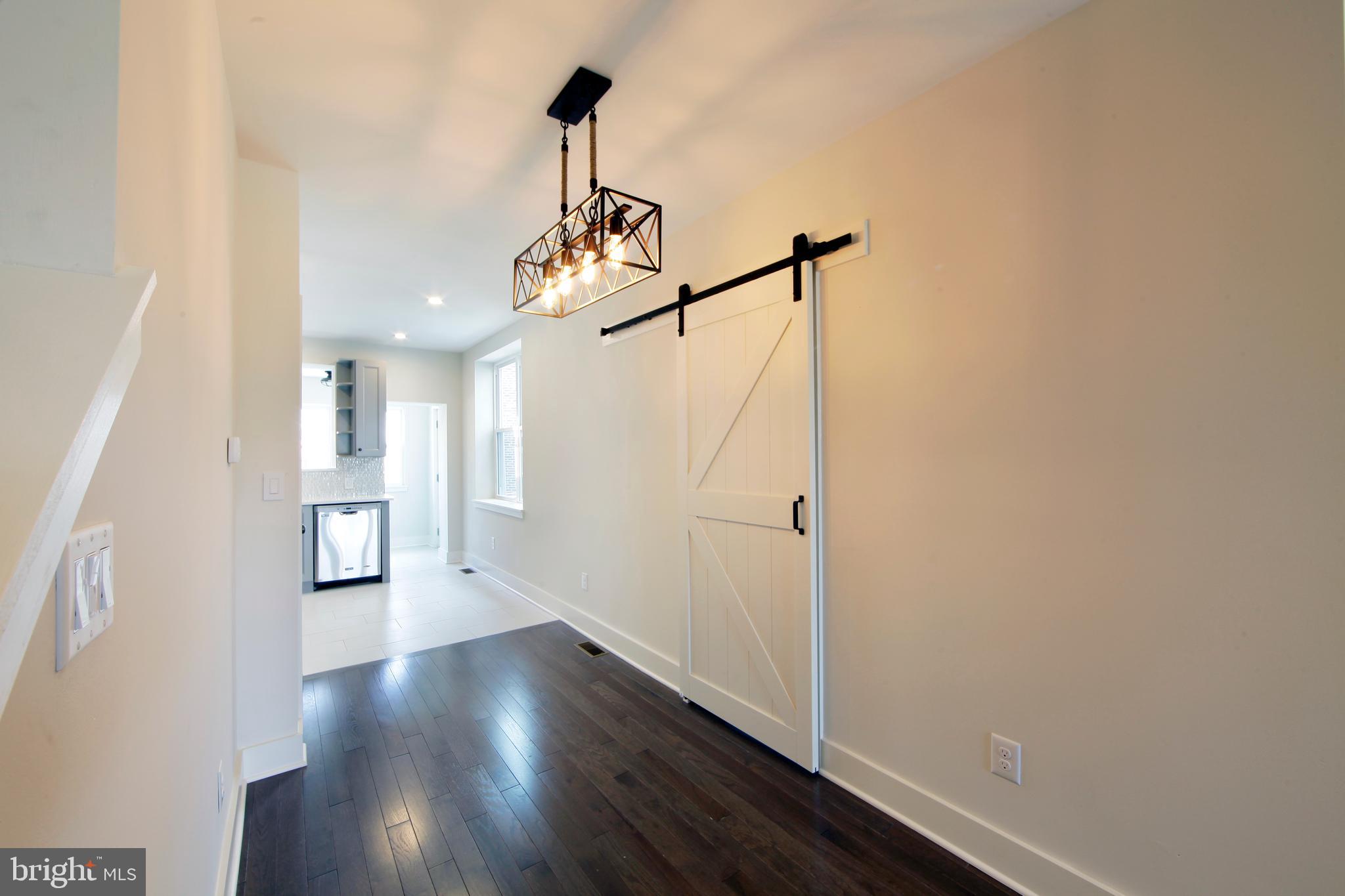 PORT RICHMOND - Residential