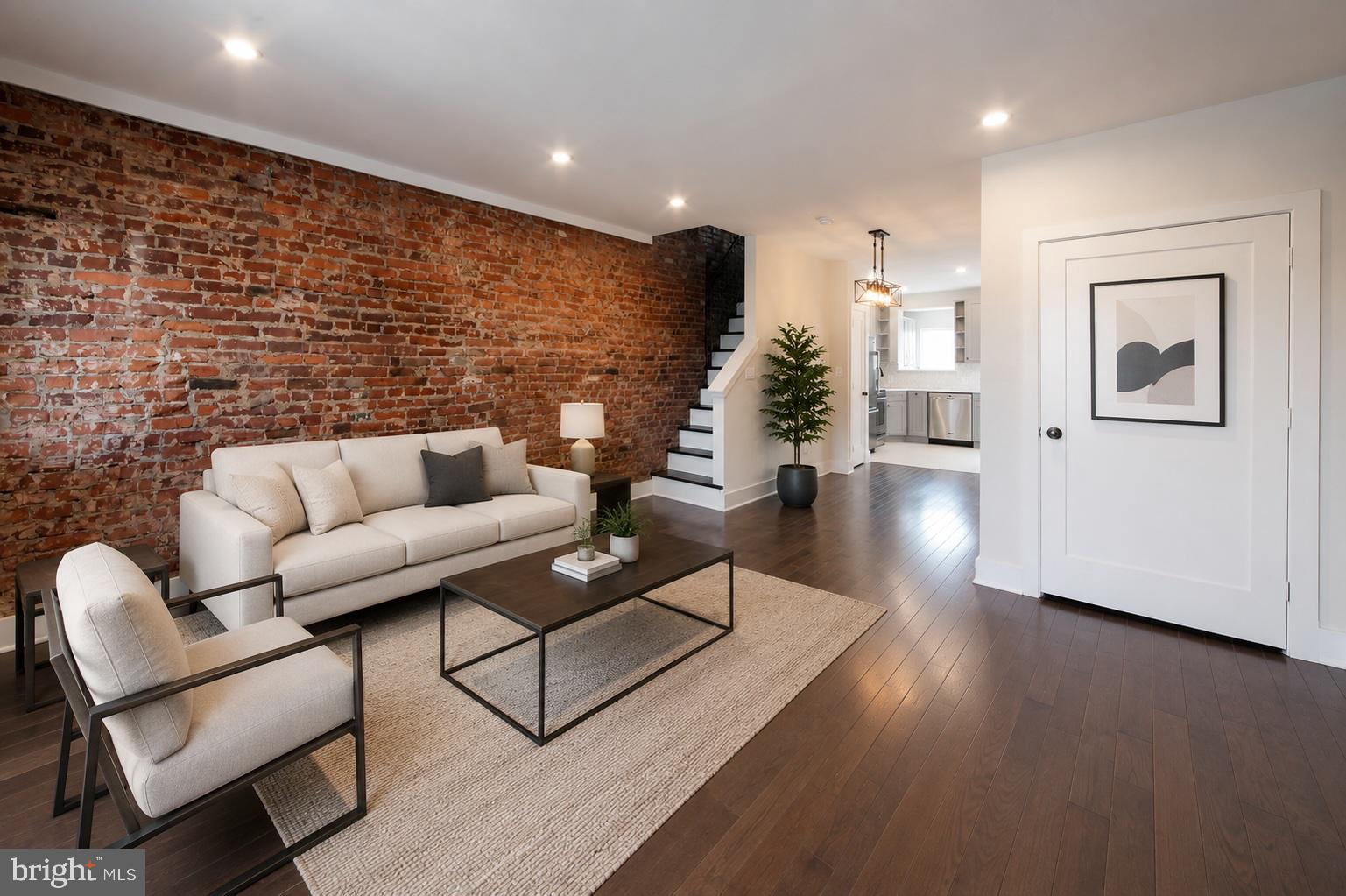 PORT RICHMOND - Residential