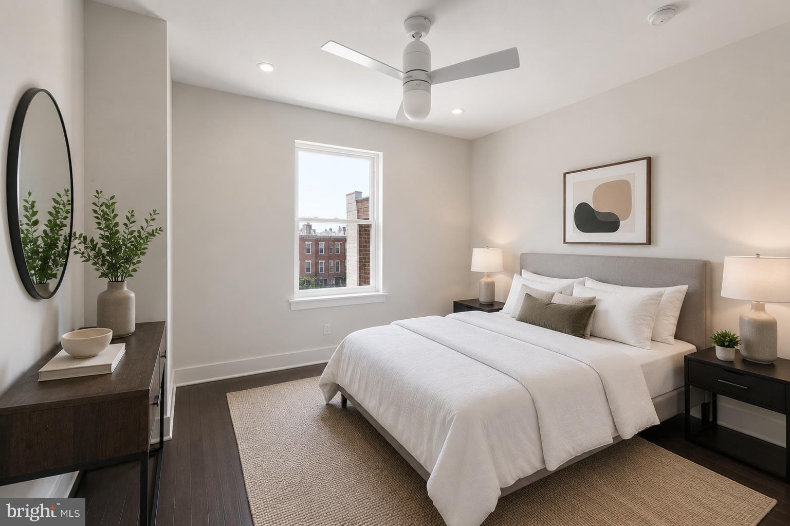 PORT RICHMOND - Residential
