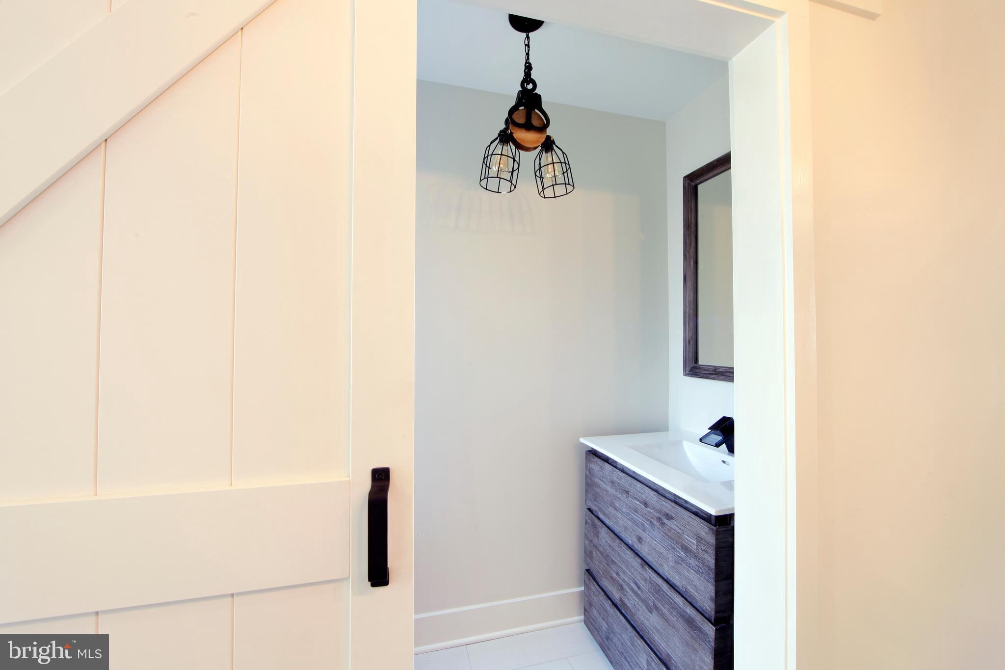 PORT RICHMOND - Residential