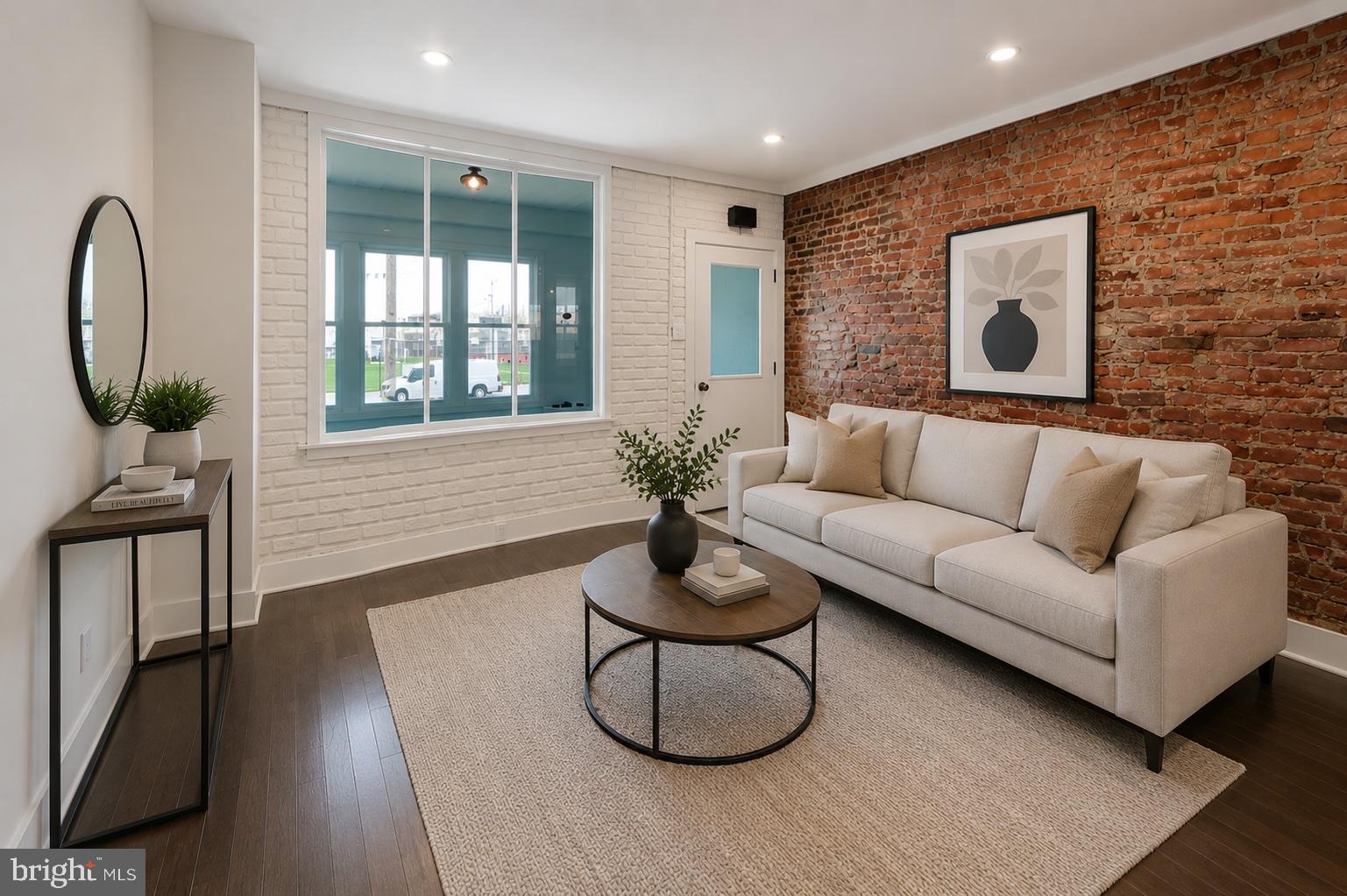 PORT RICHMOND - Residential