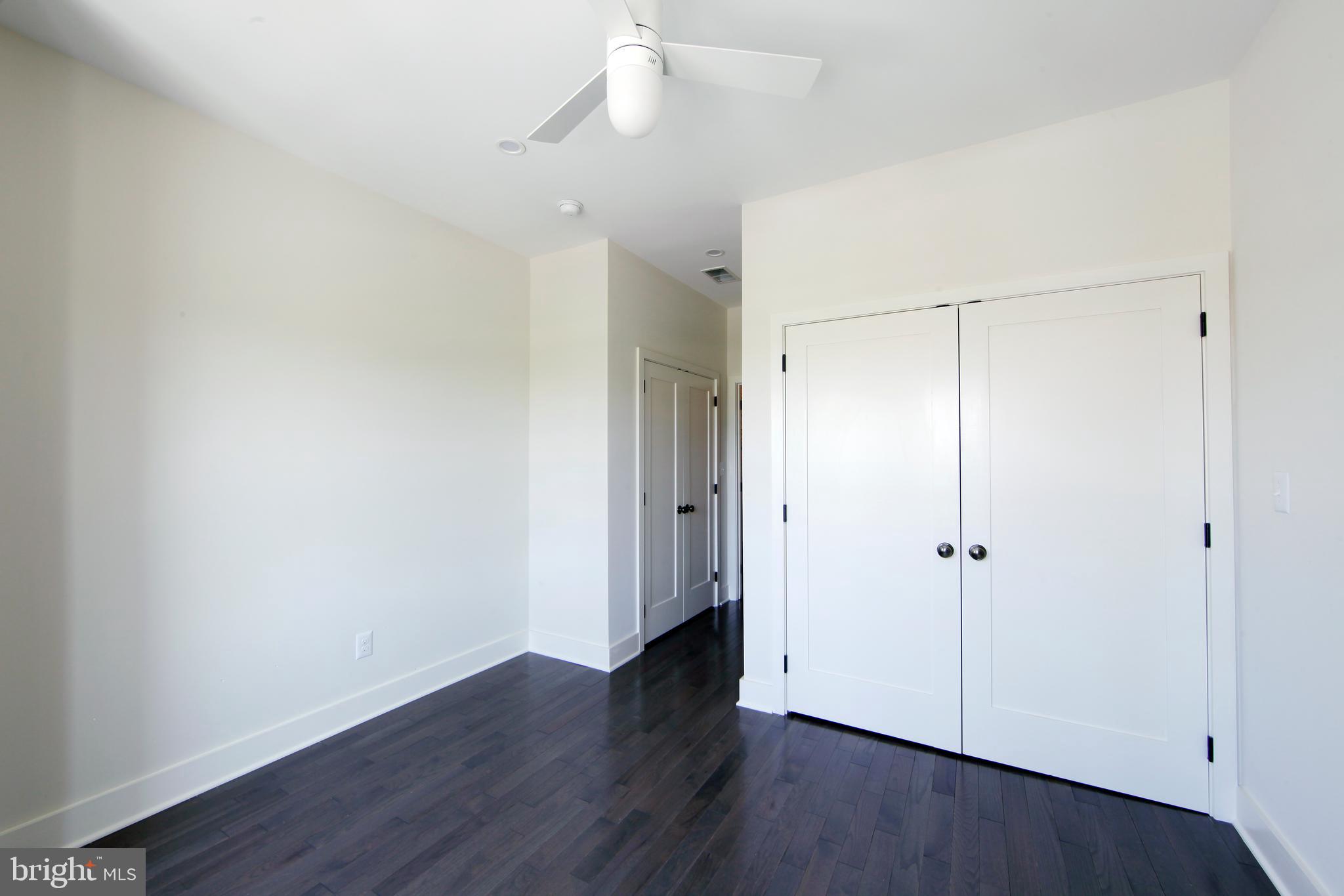 PORT RICHMOND - Residential