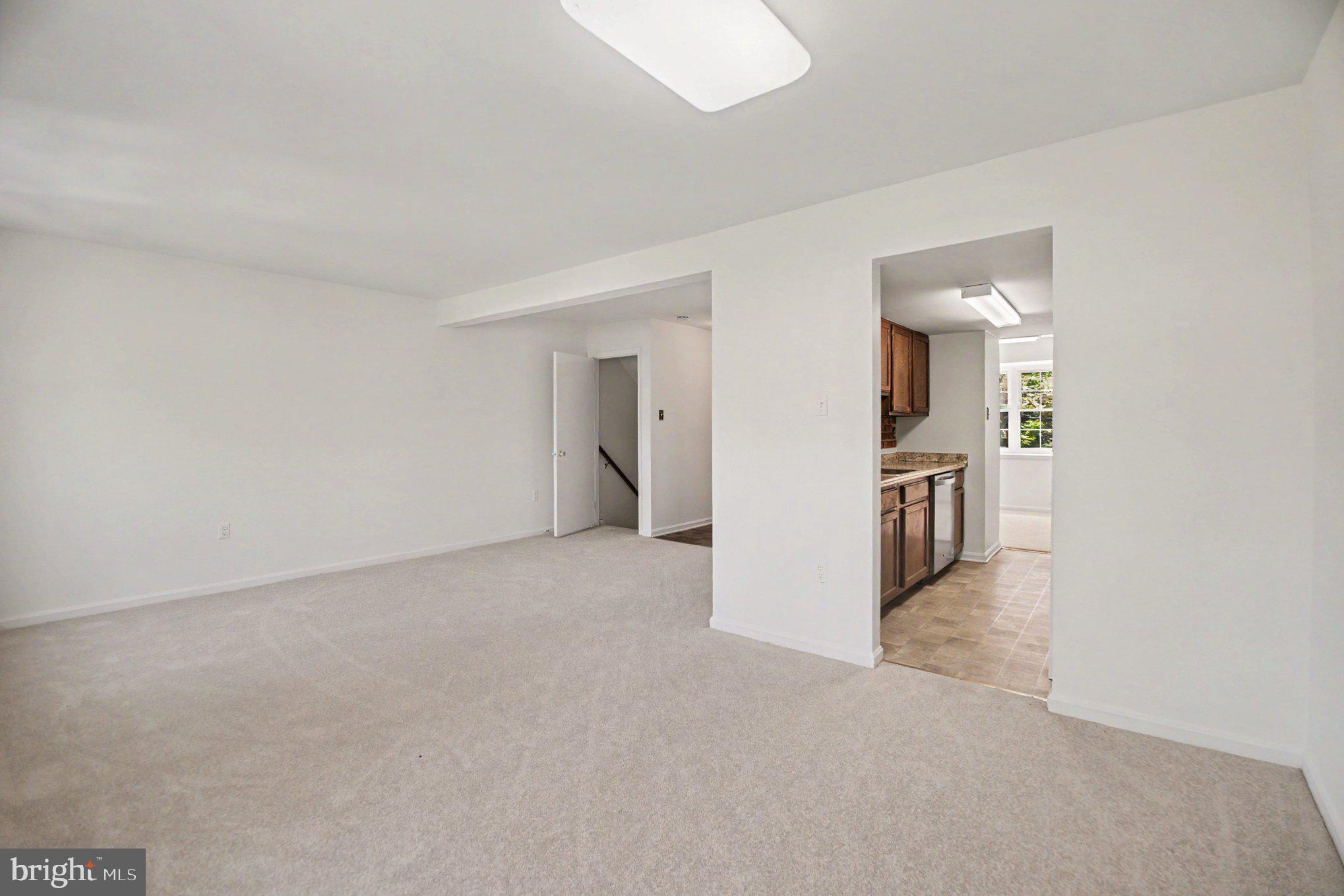 PINEWOOD GREENS - Residential