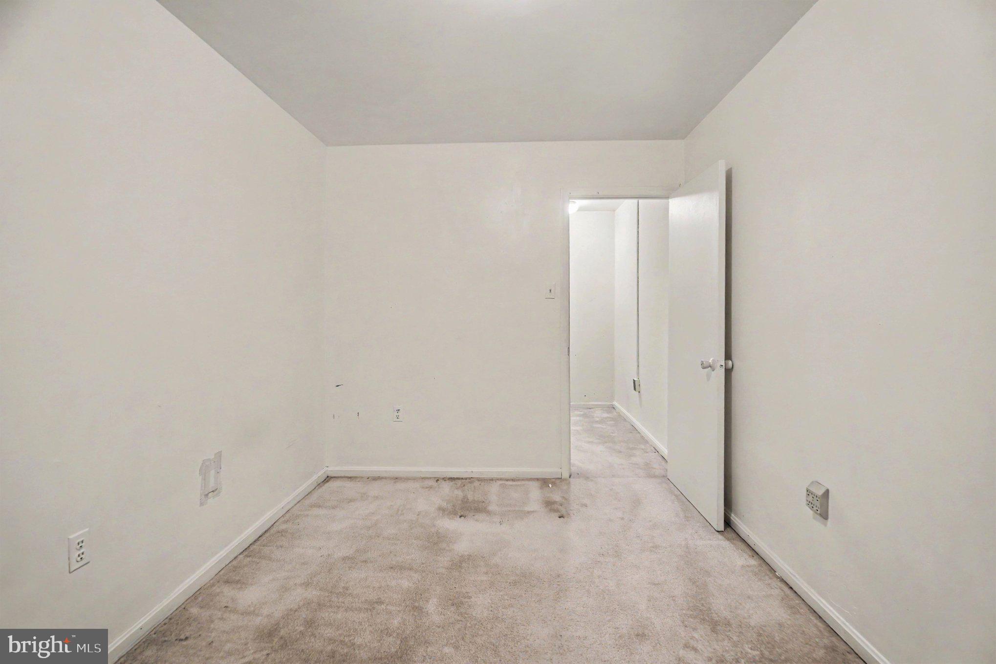 PINEWOOD GREENS - Residential