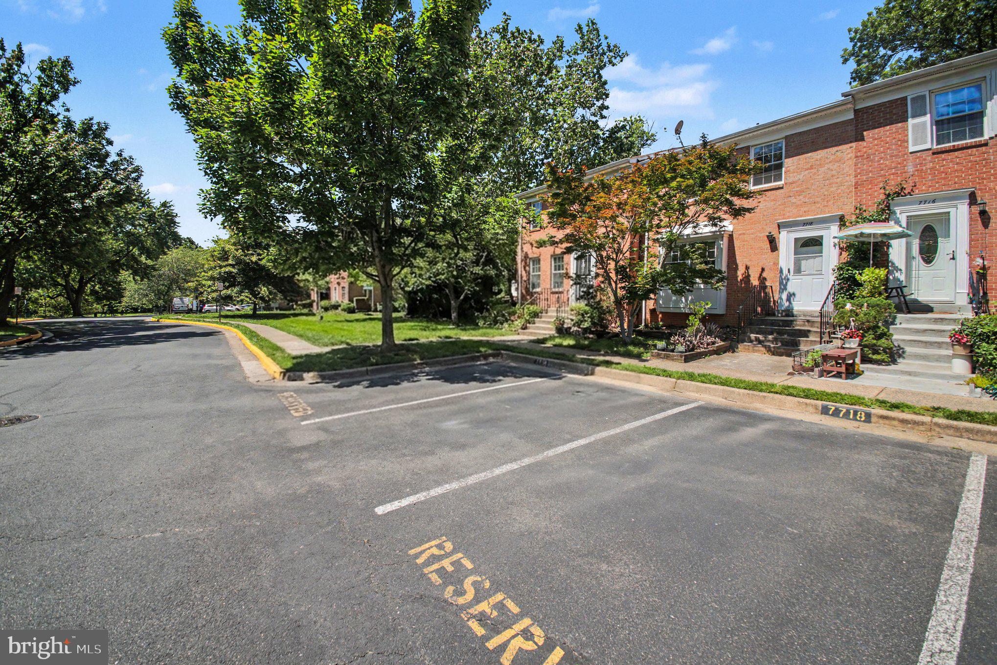 PINEWOOD GREENS - Residential