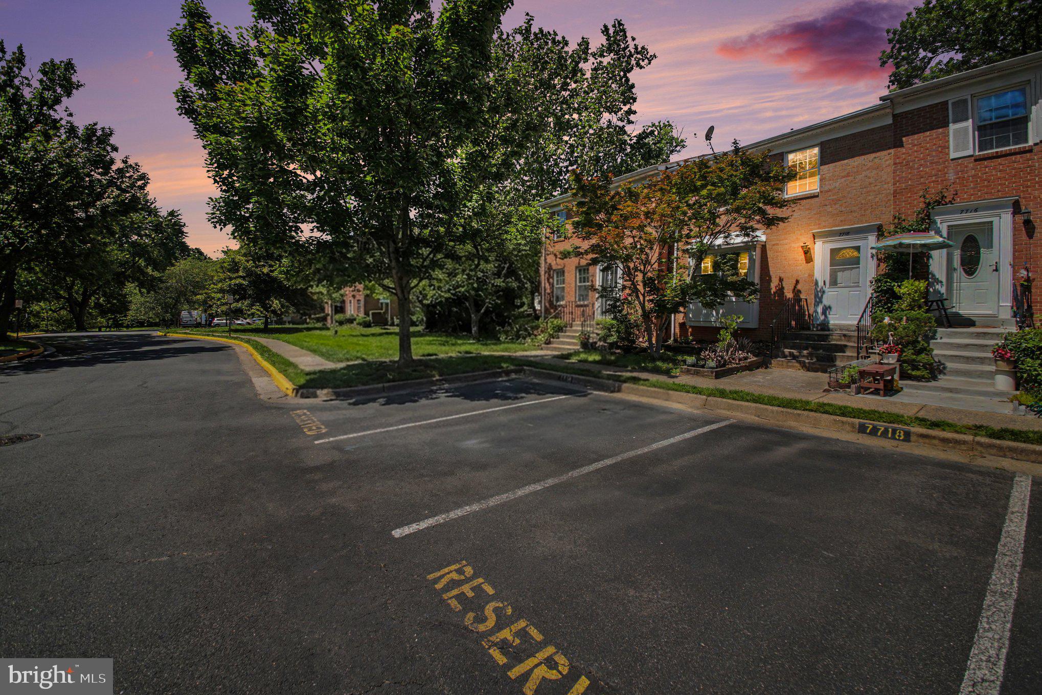PINEWOOD GREENS - Residential