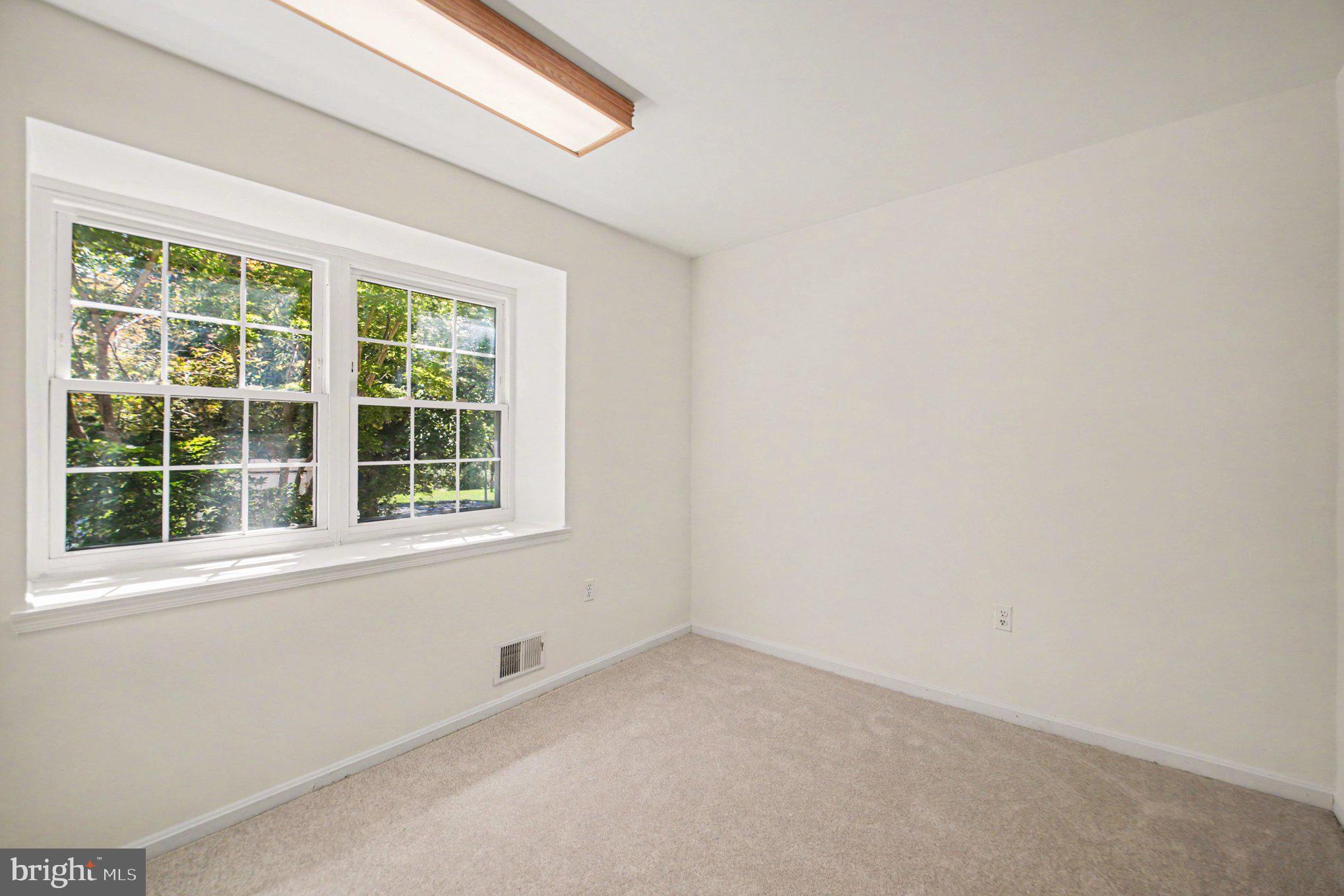 PINEWOOD GREENS - Residential