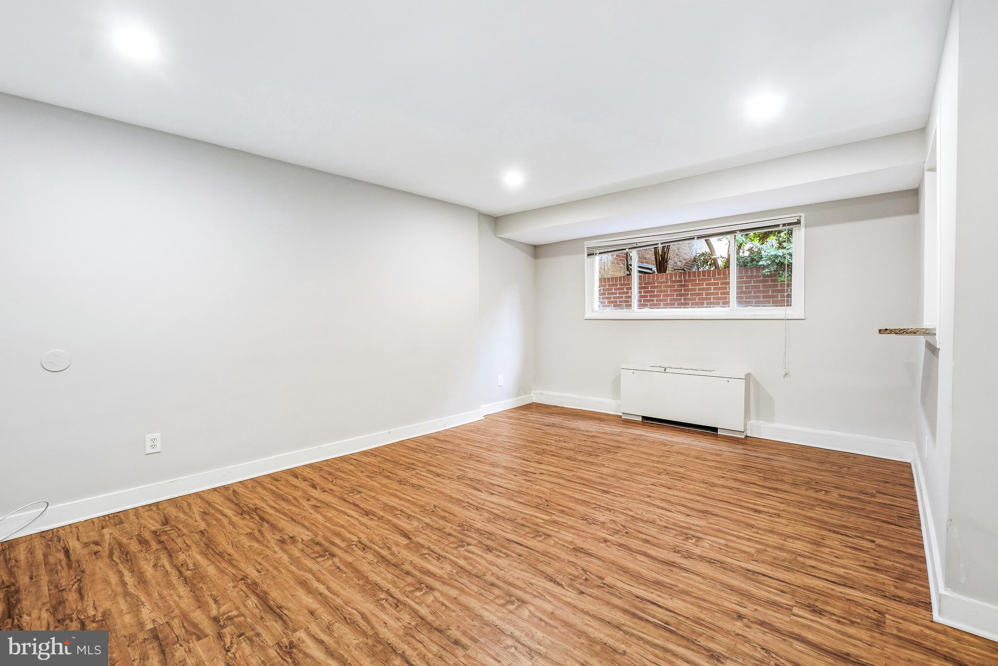 TAKOMA PARK - Residential
